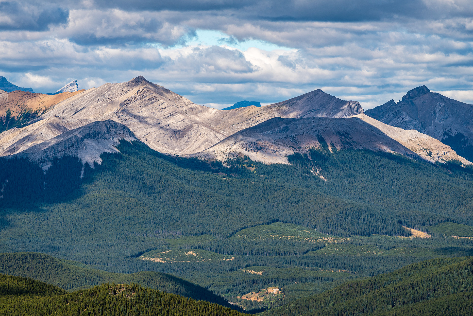 A (200 mm) view from Prairie Mountain