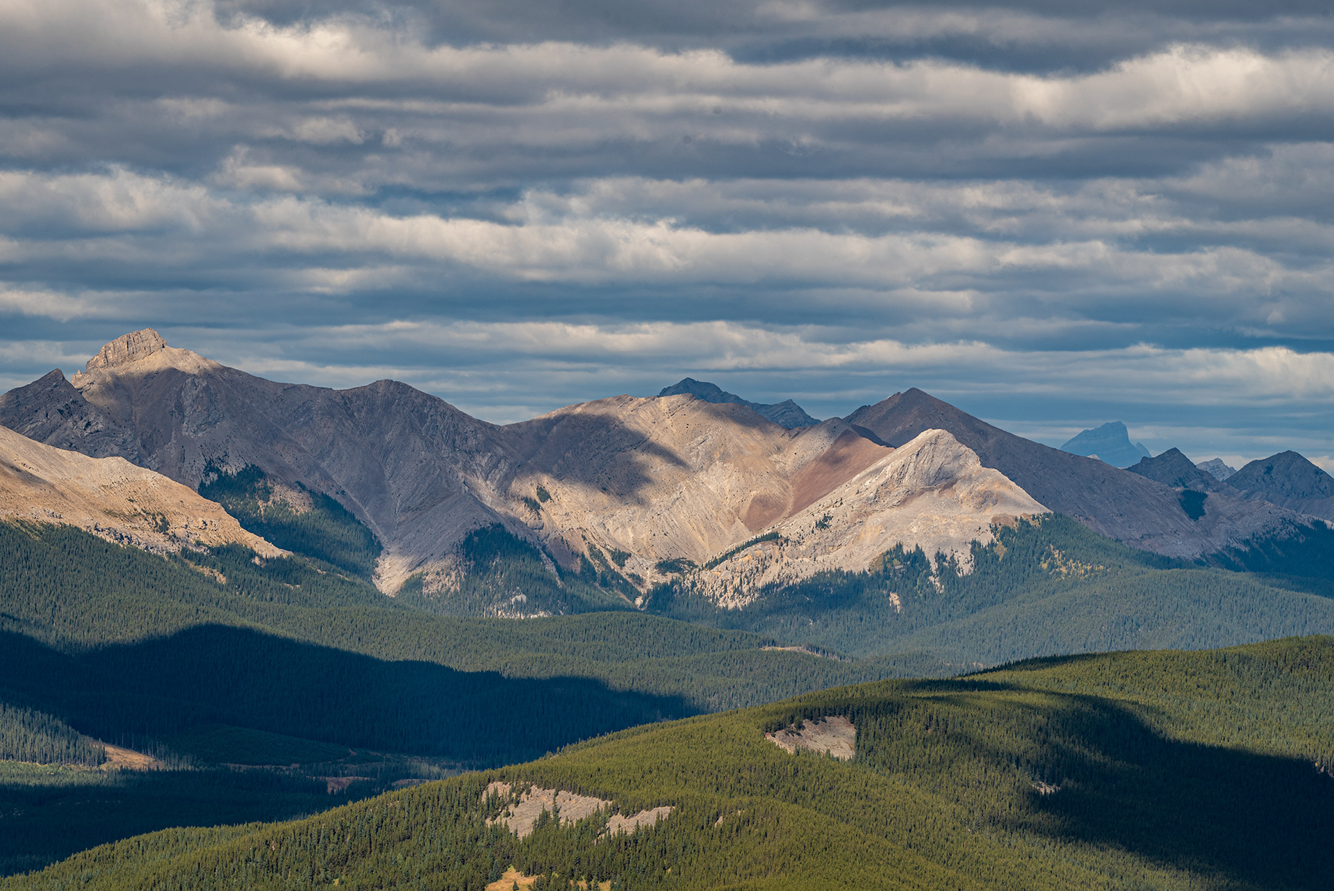 A (200 mm) view from Prairie Mountain
