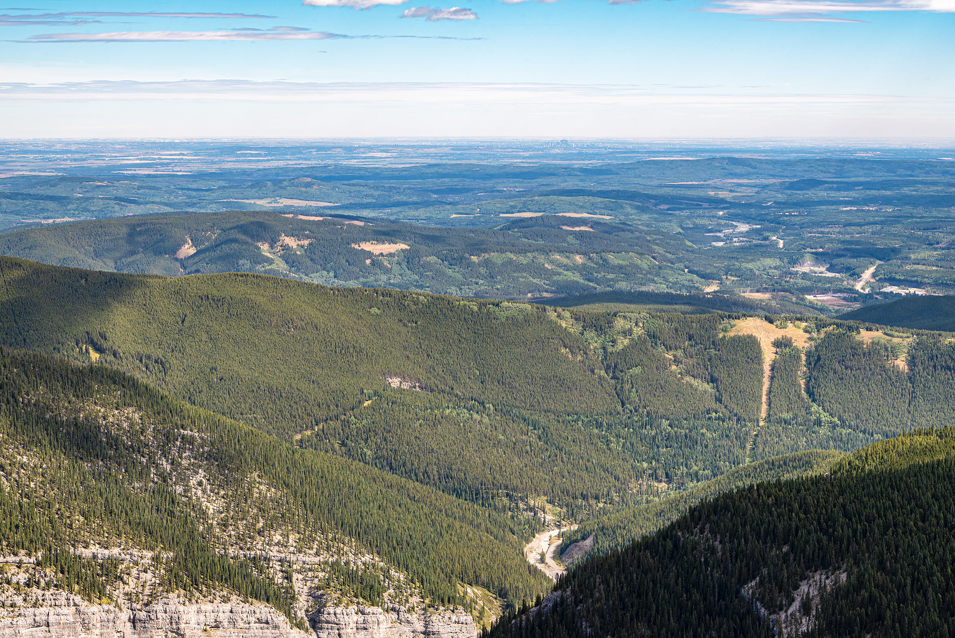 A (70 mm) view from Prairie Mountain