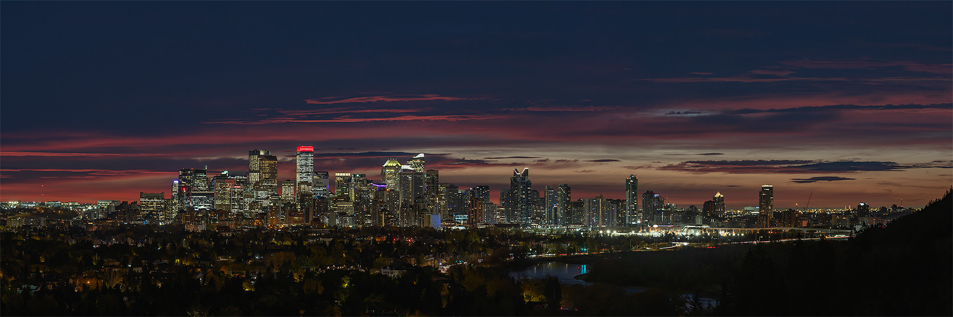 3:1 panoramic (5 shot) image of the Downtown Calgary skyline (62 minutes before Sunrise), from Edworthy Park, Calgary, AB - October 14th (6:57 AM, 87 Mp)