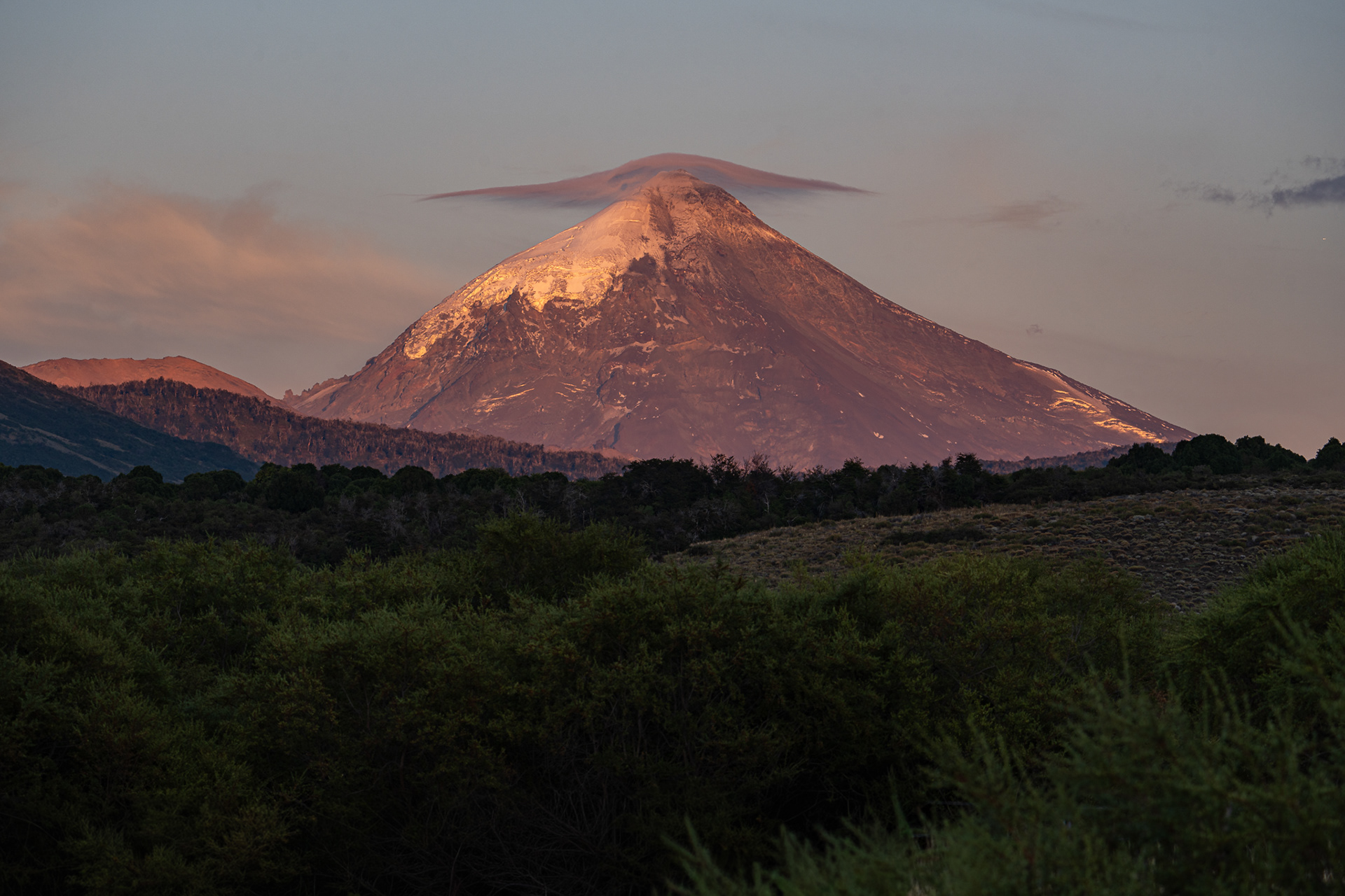 AMANECE EN EL LANIN - NEUQUEN  - 1  