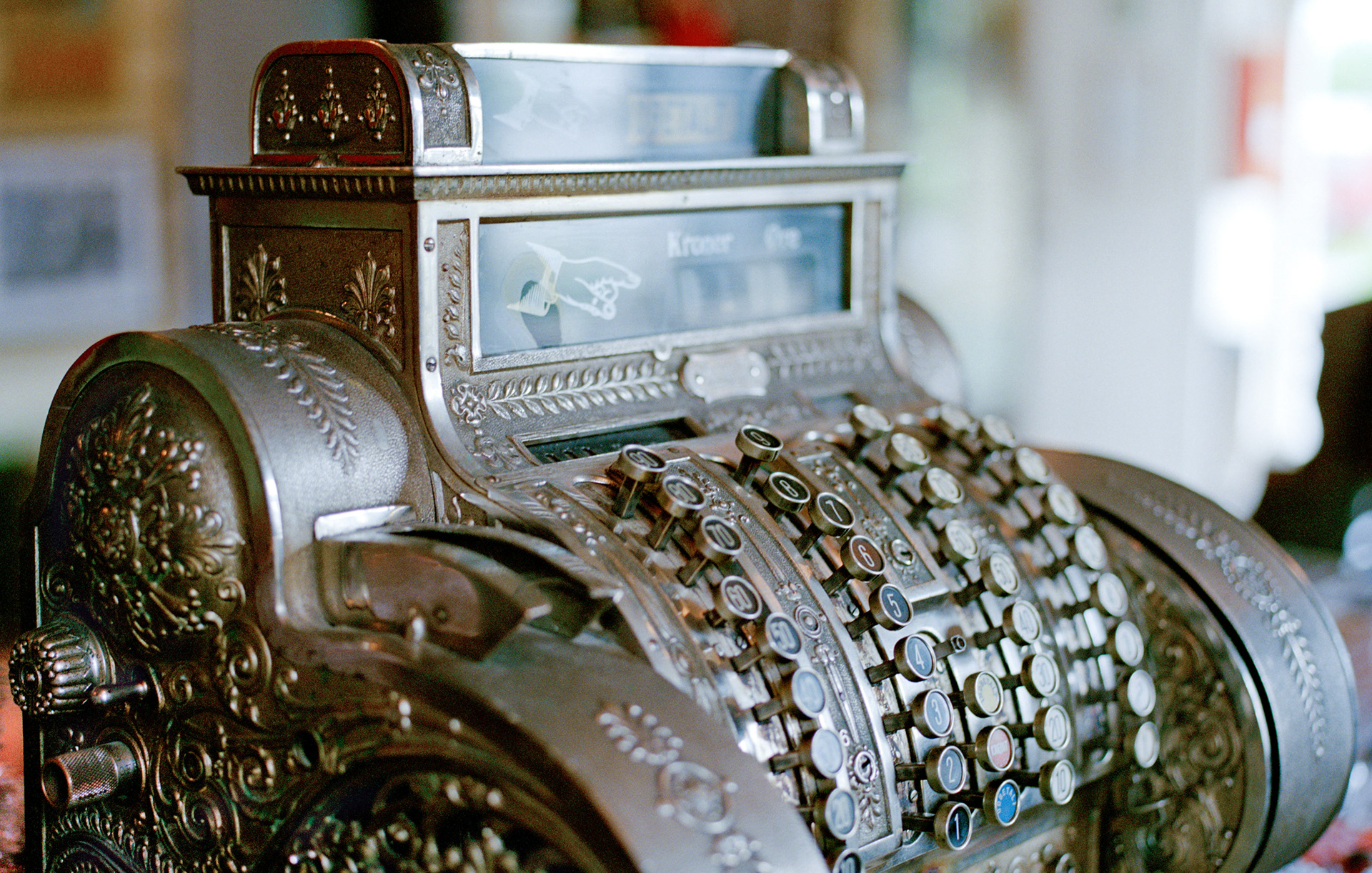 MARIANNE RAFTER IS A FASHION, PORTRAIT AND LIFESTYLE PHOTOGRAPHER BASED IN NEW YORK fishermans store north of norway