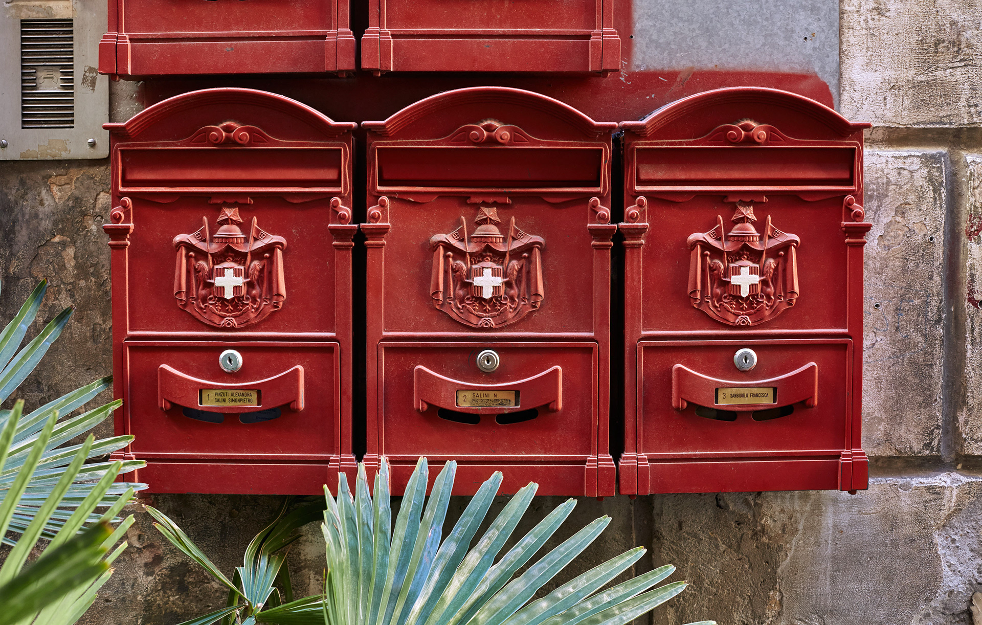 MARIANNE RAFTER IS A FASHION, PORTRAIT AND LIFESTYLE PHOTOGRAPHER BASED IN NEW YORK