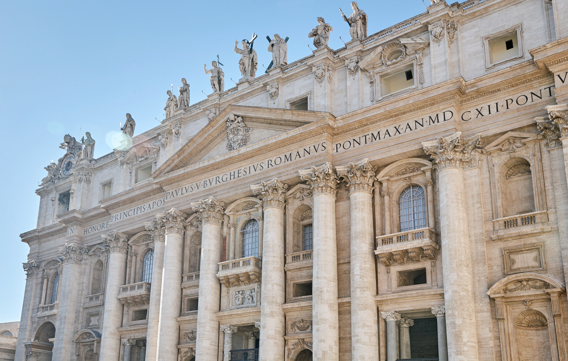 MARIANNE RAFTER IS A FASHION, PORTRAIT AND LIFESTYLE PHOTOGRAPHER BASED IN NEW YORK