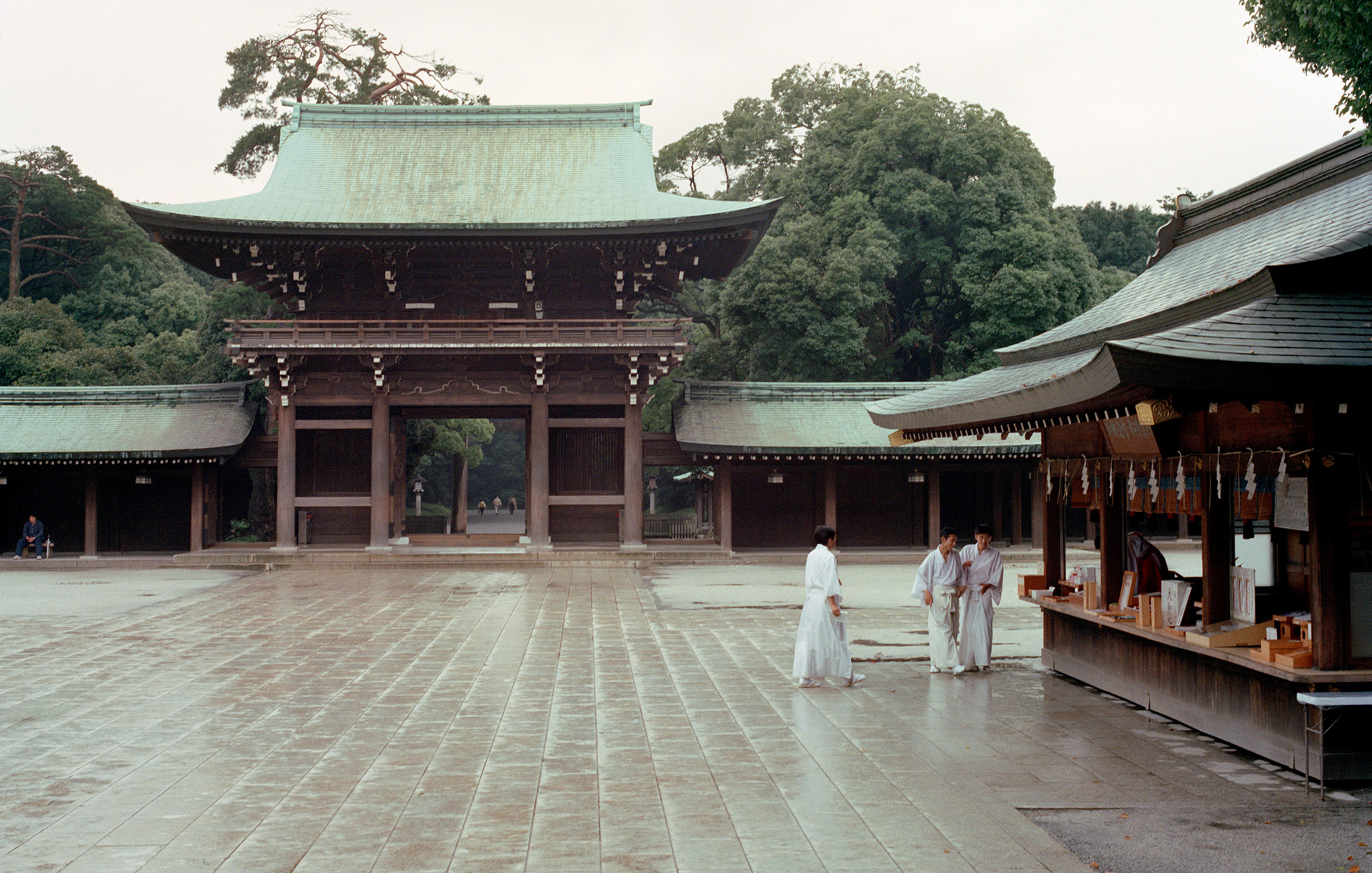 MARIANNE RAFTER IS A FASHION, PORTRAIT AND LIFESTYLE PHOTOGRAPHER BASED IN NEW YORK japan