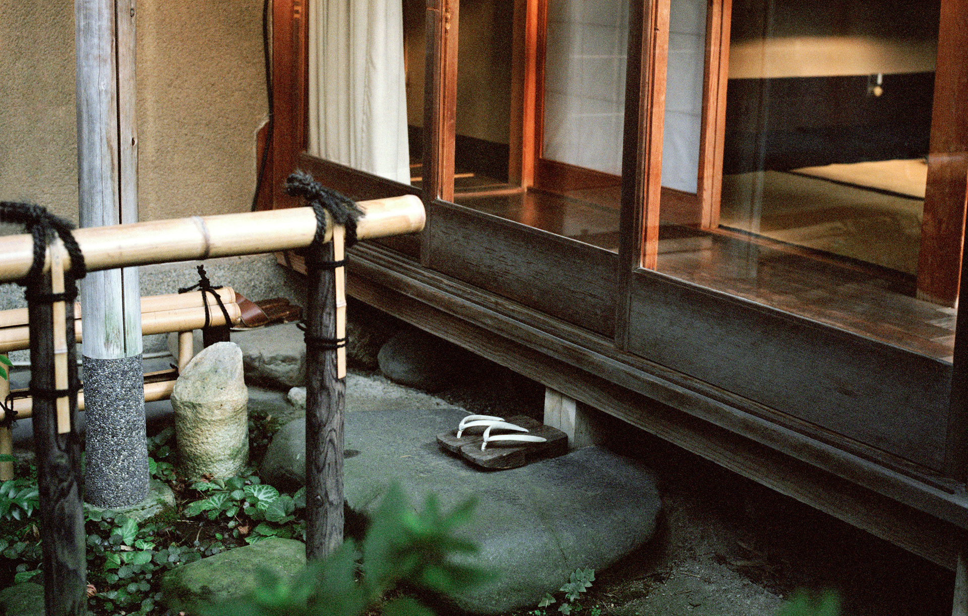 MARIANNE RAFTER IS A FASHION, PORTRAIT AND LIFESTYLE PHOTOGRAPHER BASED IN NEW YORK japan