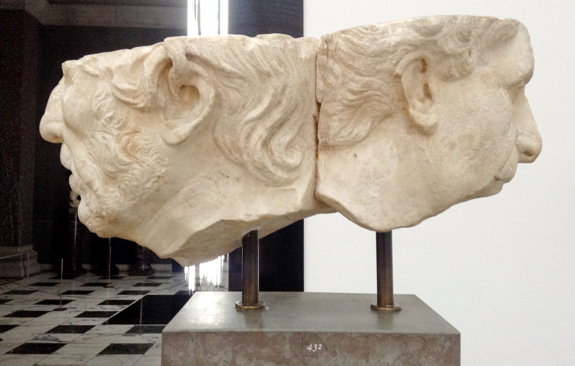 MARIANNE RAFTER IS A FASHION, PORTRAIT AND LIFESTYLE PHOTOGRAPHER NEW YORK