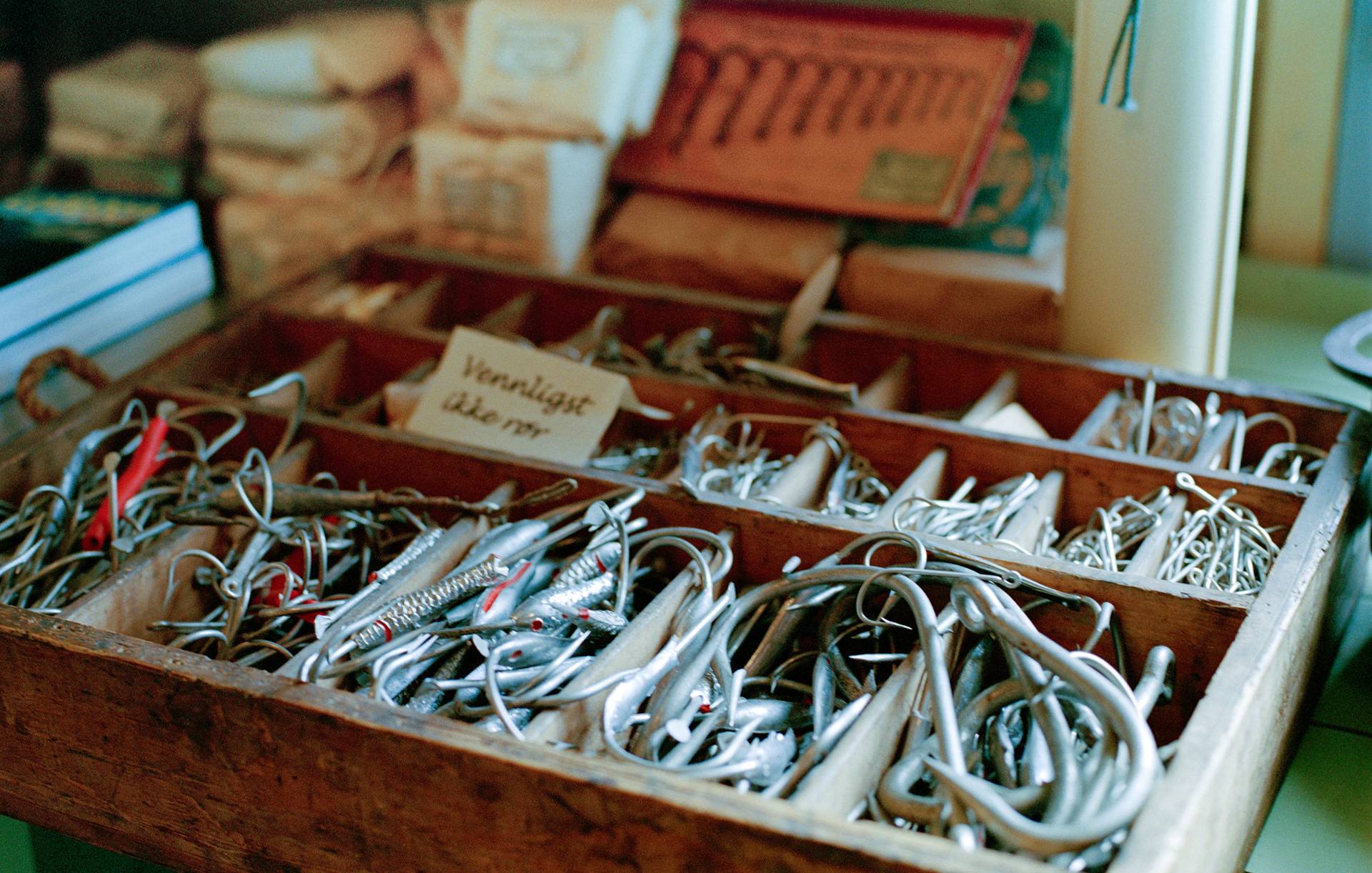 MARIANNE RAFTER IS A FASHION, PORTRAIT AND LIFESTYLE PHOTOGRAPHER BASED IN NEW YORK fishermans store north of norway