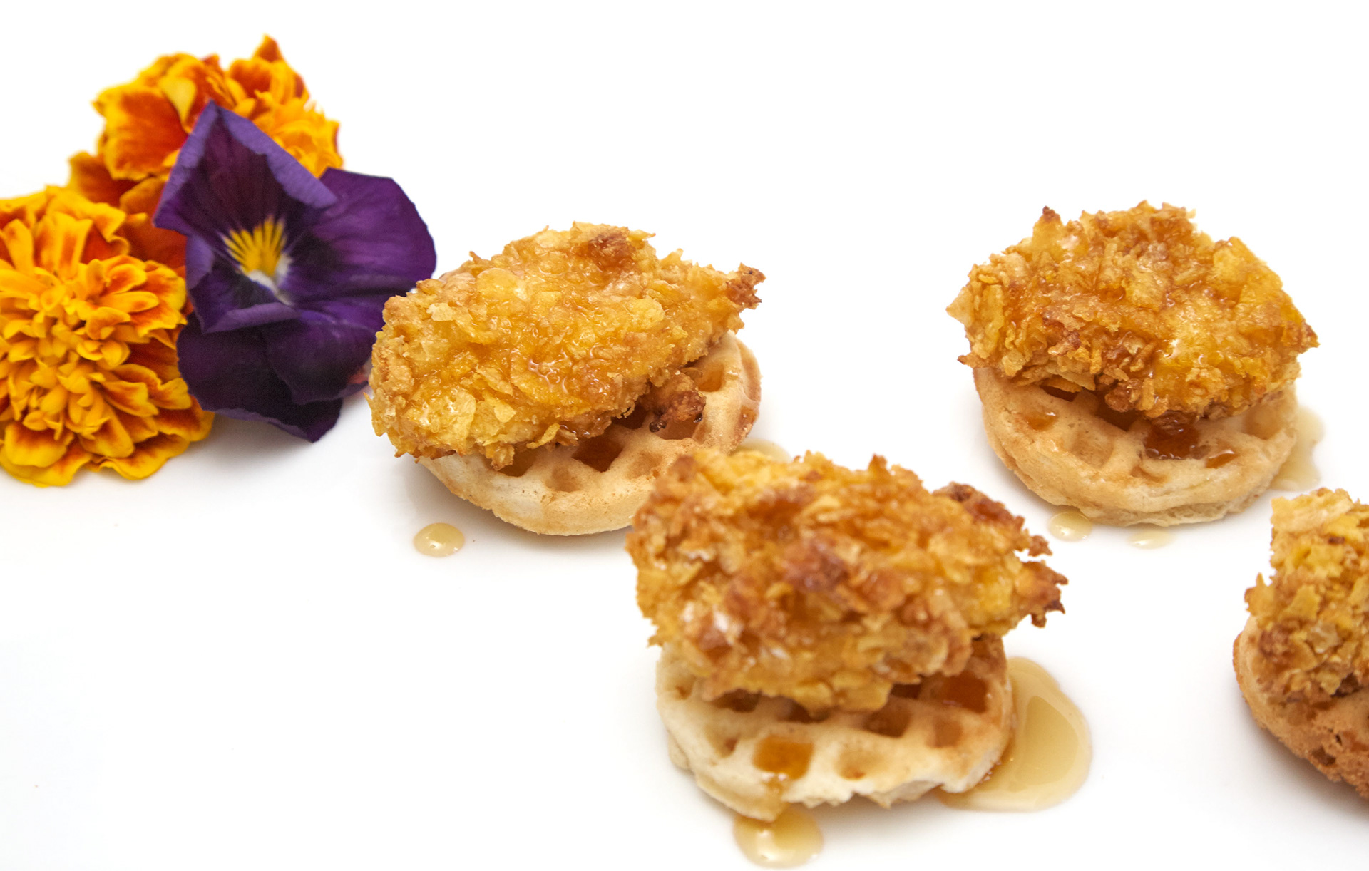 MARIANNE RAFTER IS A FASHION, PORTRAIT AND LIFESTYLE PHOTOGRAPHER BASED IN NEW YORK