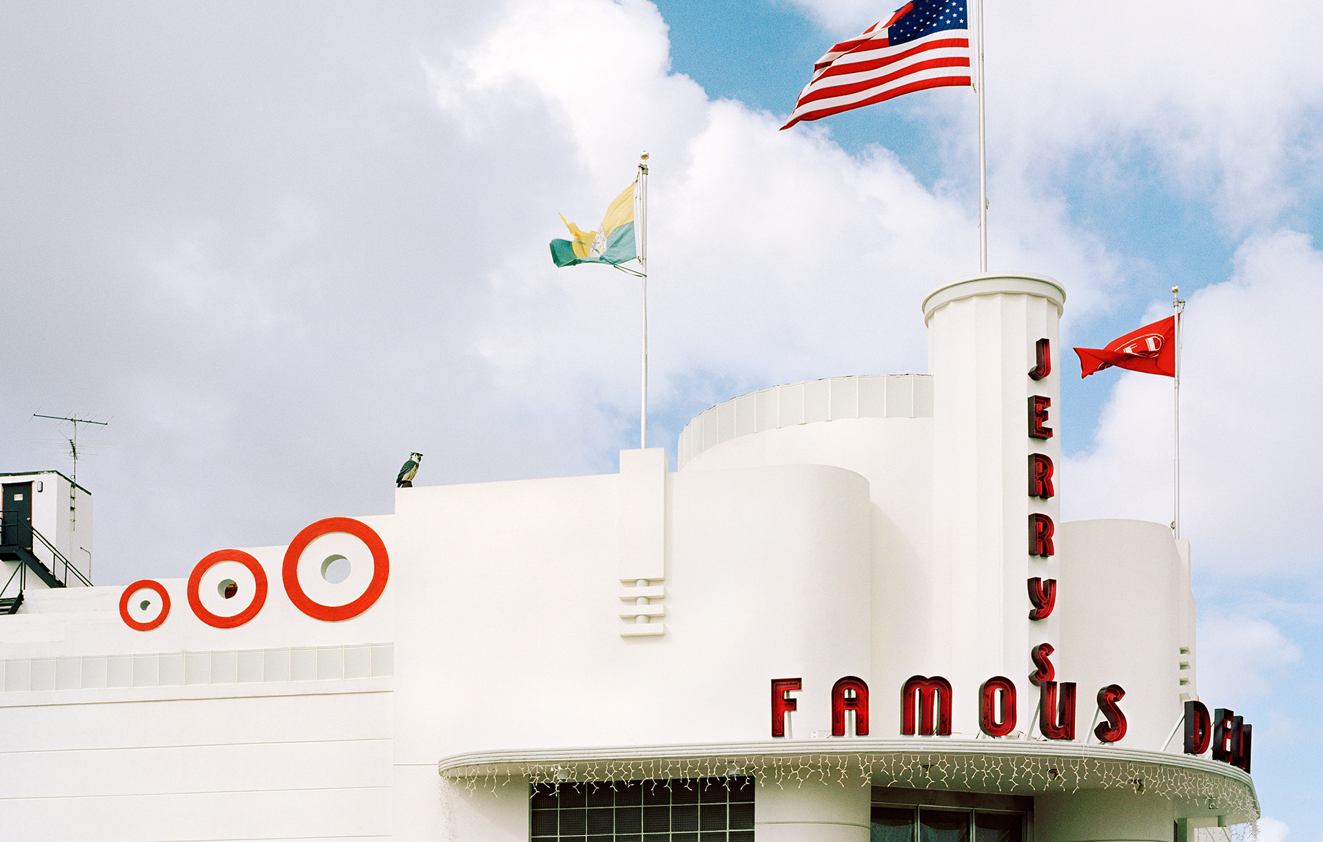 MARIANNE RAFTER IS A FASHION, PORTRAIT AND LIFESTYLE PHOTOGRAPHER BASED IN NEW YORK