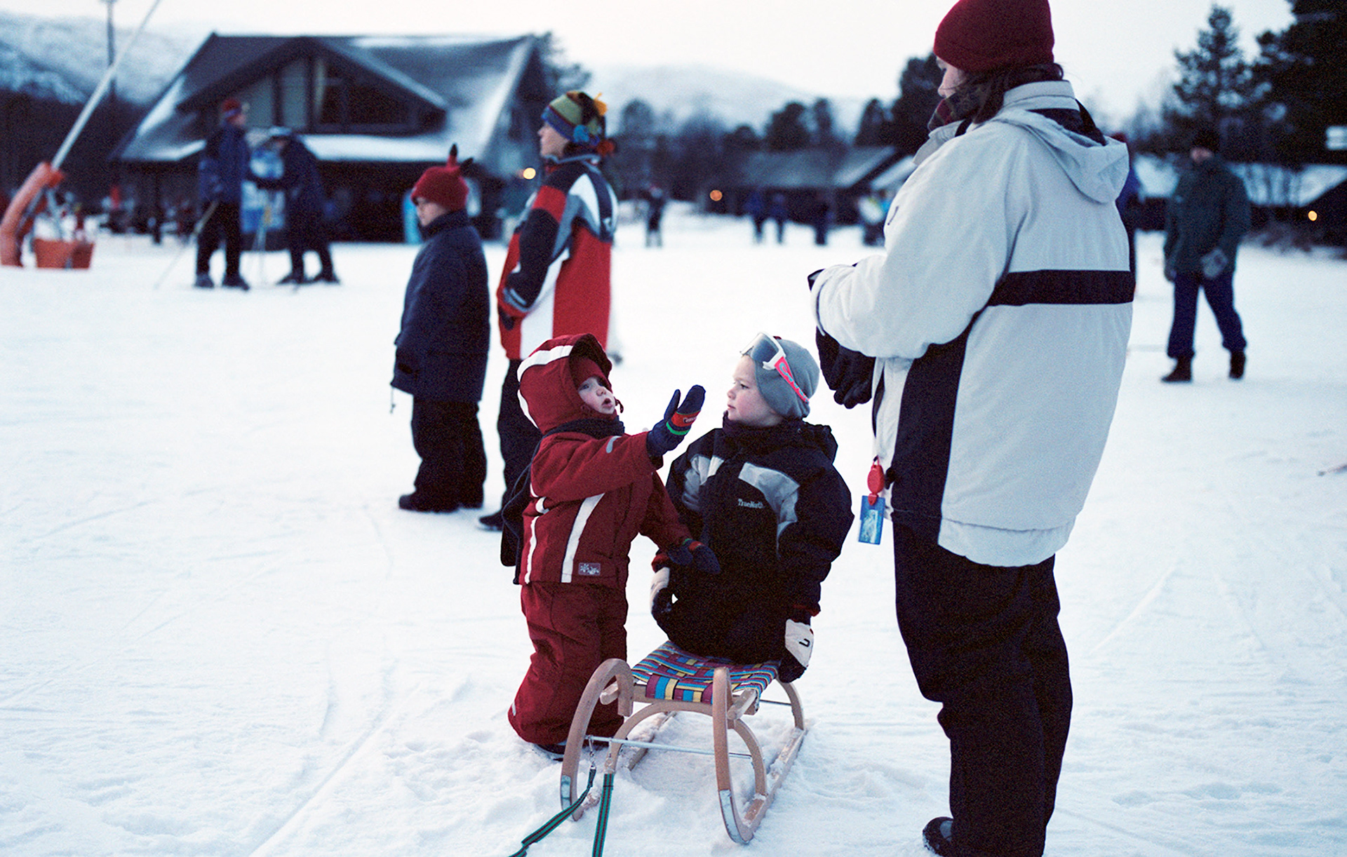 MARIANNE RAFTER IS A FASHION, PORTRAIT AND LIFESTYLE PHOTOGRAPHER BASED IN NEW YORK dr. holms geilo norway