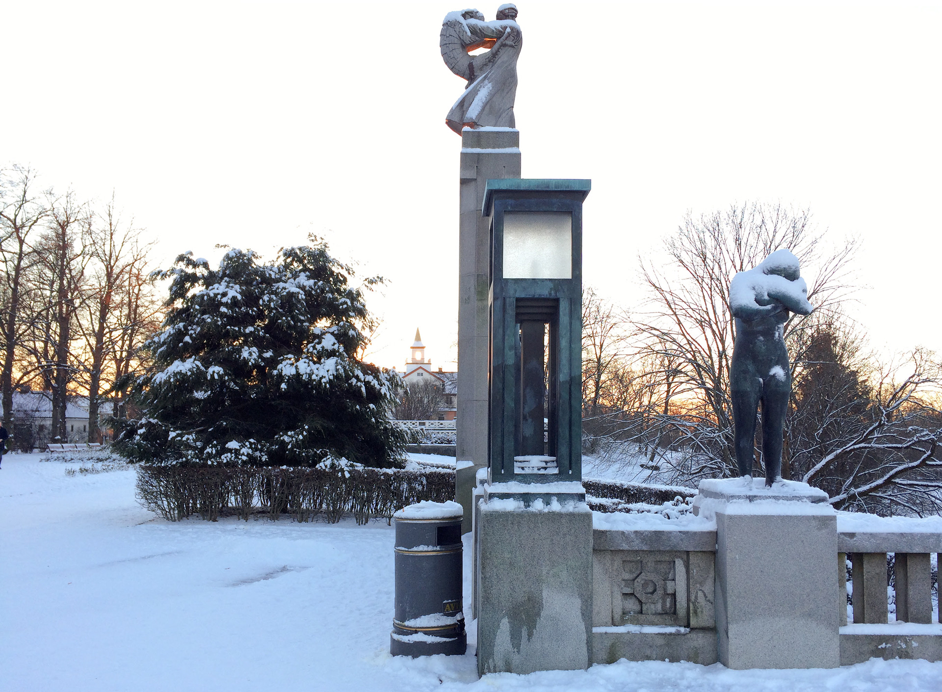 MARIANNE RAFTER IS A FASHION, PORTRAIT AND LIFESTYLE PHOTOGRAPHER BASED IN NEW YORK oslo