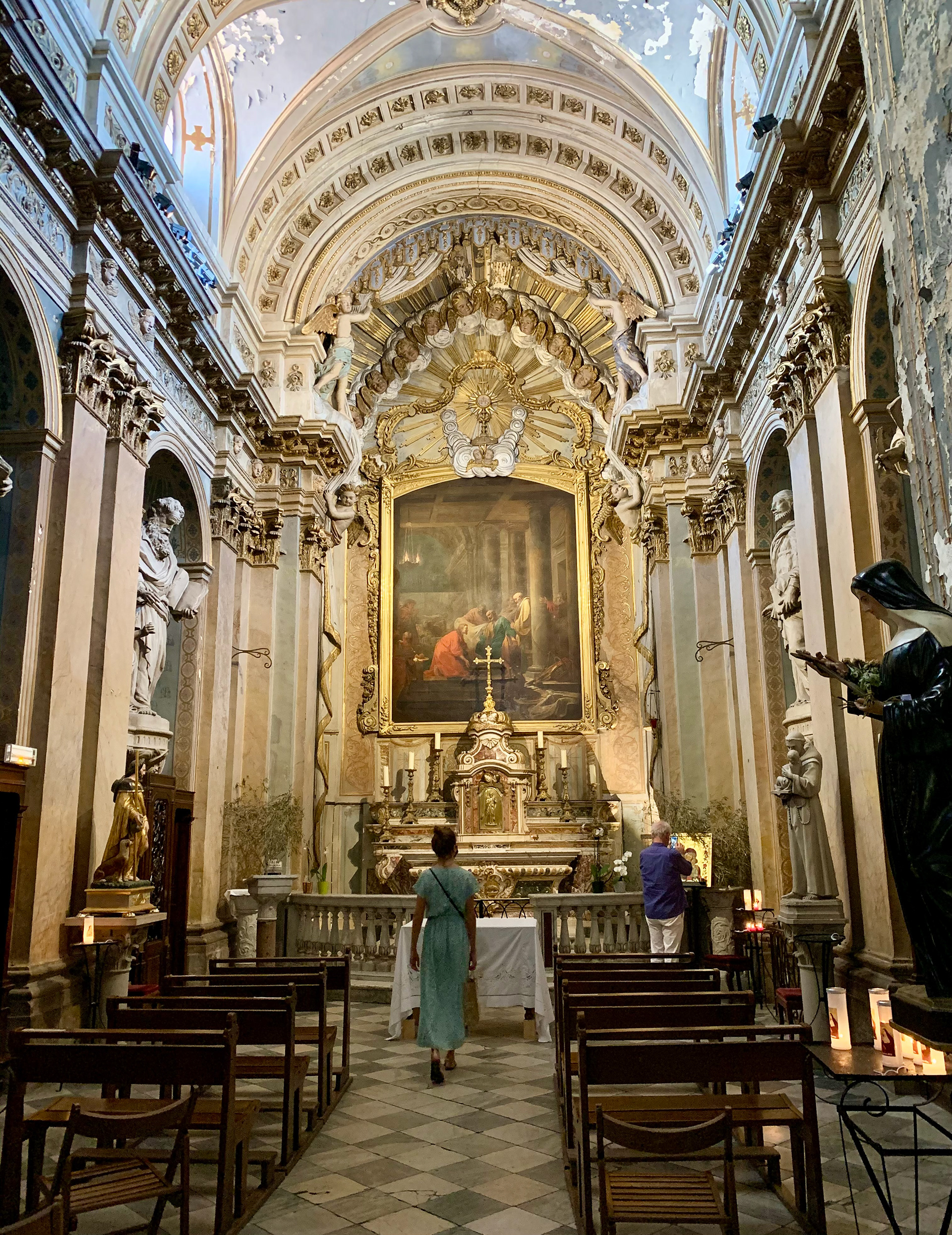 Cathédrale Notre Dame du Puy, Grasse. 13th cetury with pantins of Rubens, Nègre and Fragonard