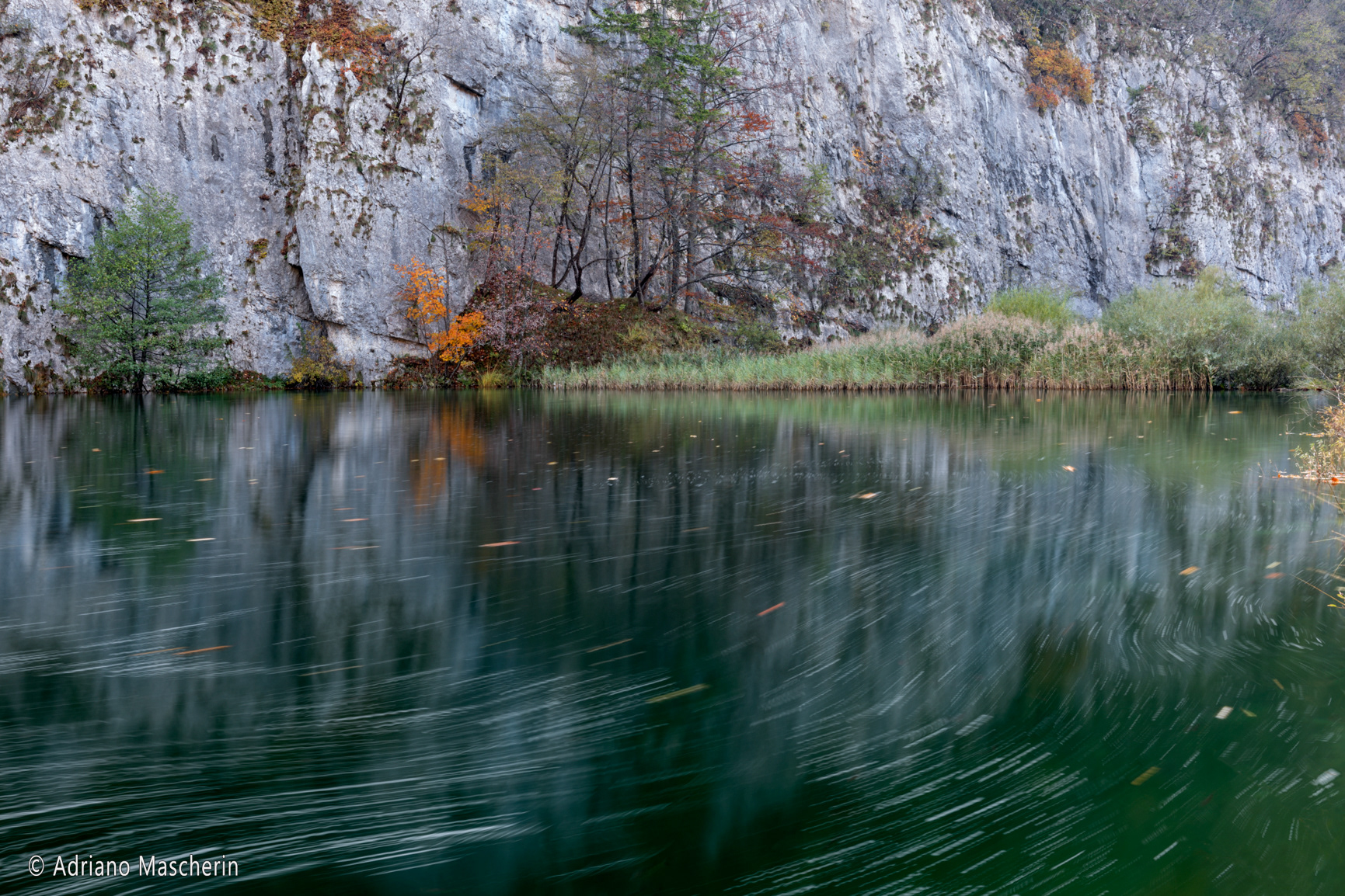 Colori e riflessi sul lago Korana - Colors and reflections on the Korana lake