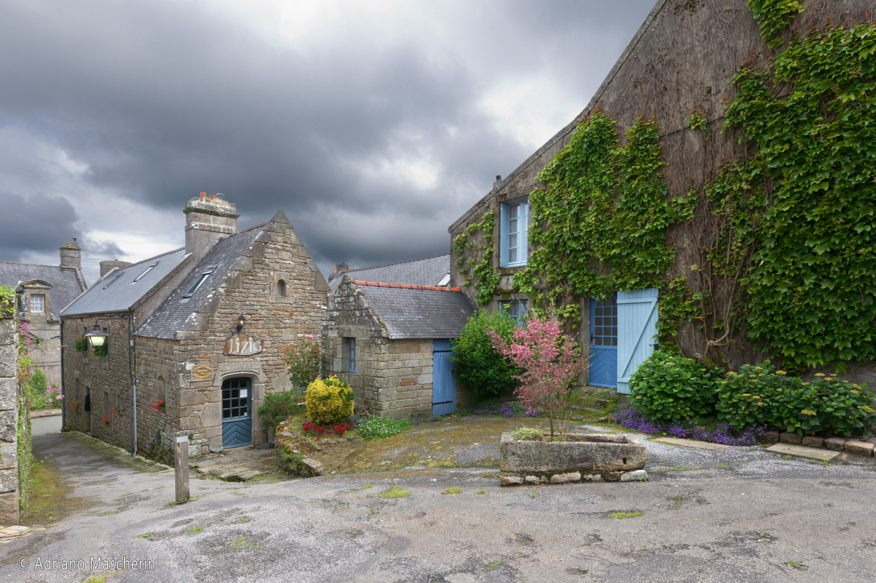 Locronan