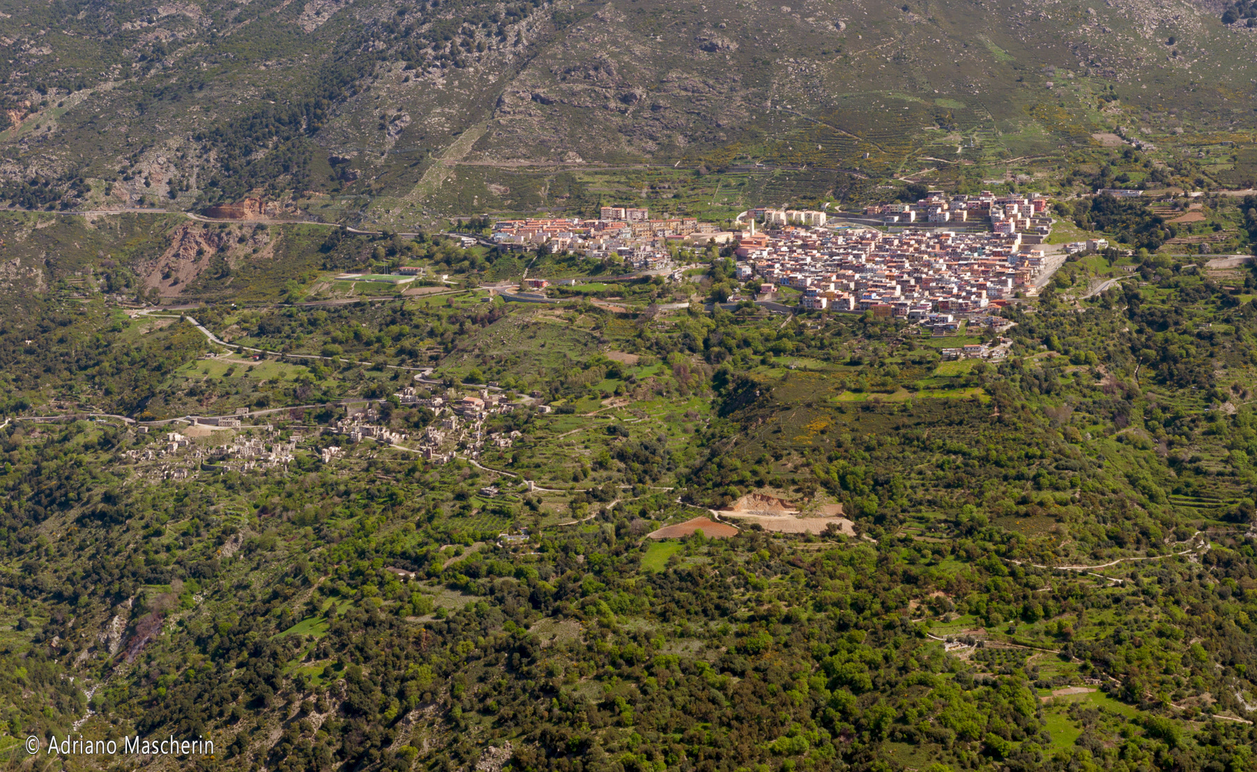 Gairo -  Vecchia e nuova - Old and new