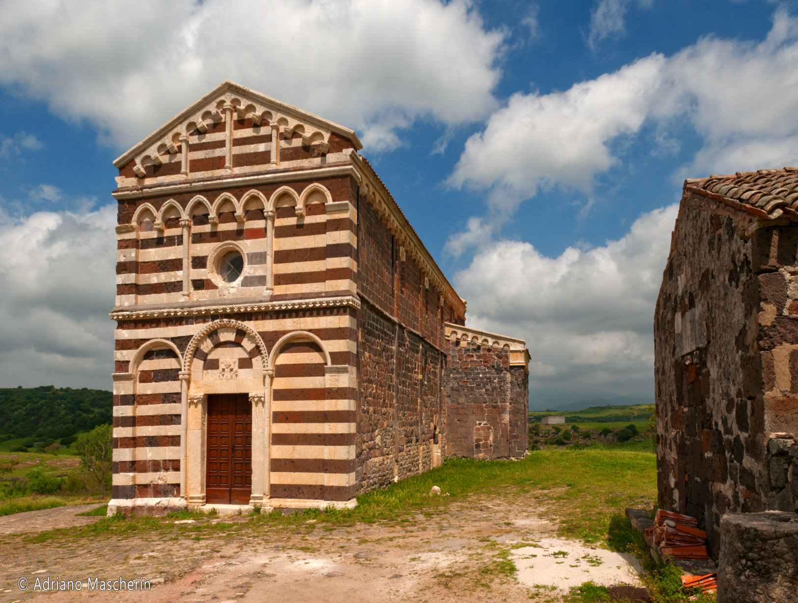 Bulzi - Chiesa San Pietro di Simbranos