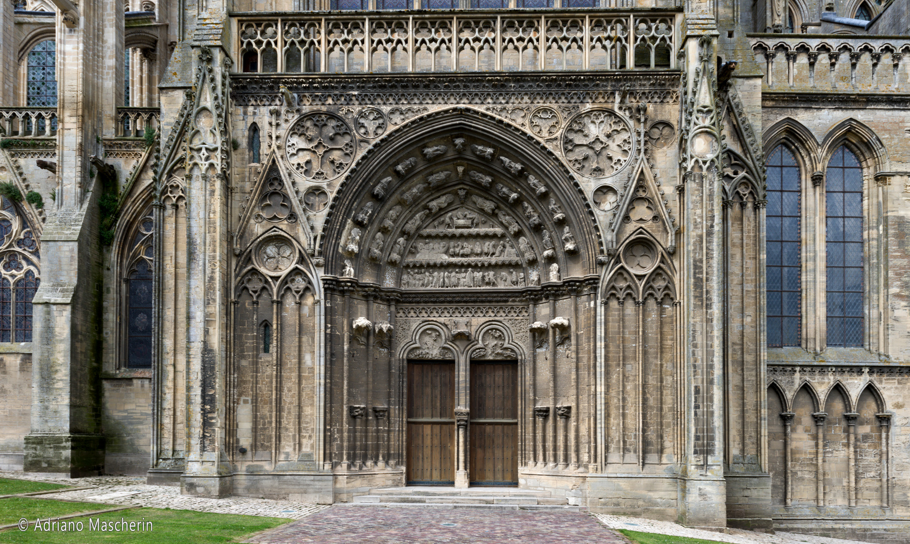 Bayeaux - Cathedale N.D. de Bayeux