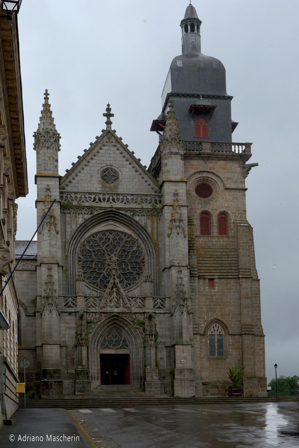 Fourgeres - Chiesa di San Leonard - Church of San Leonard