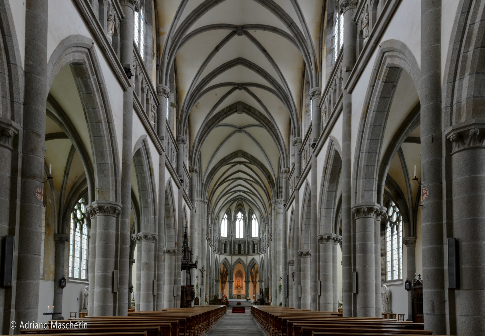 Avranches - Eglise N.D. des Champs