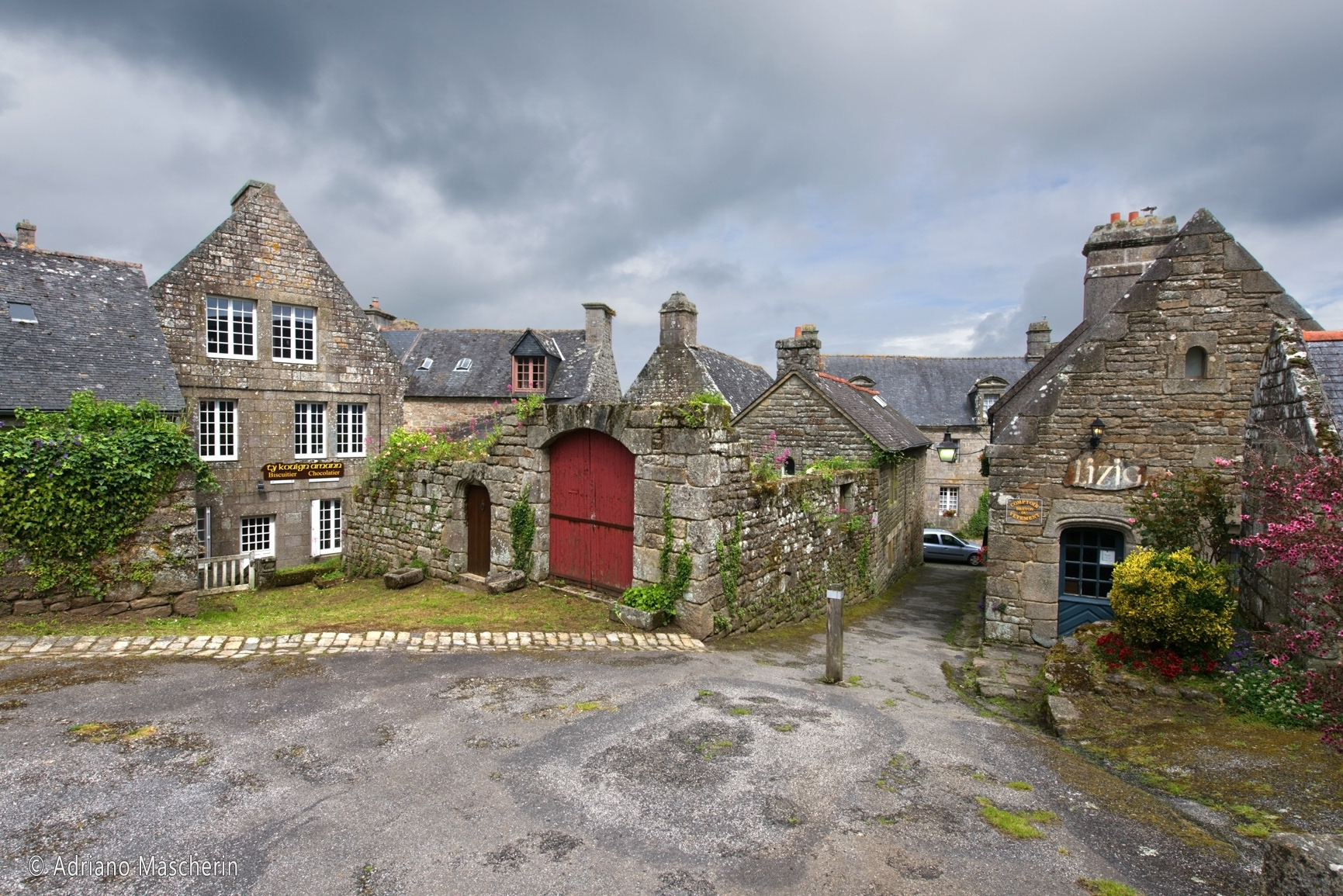 Locronan