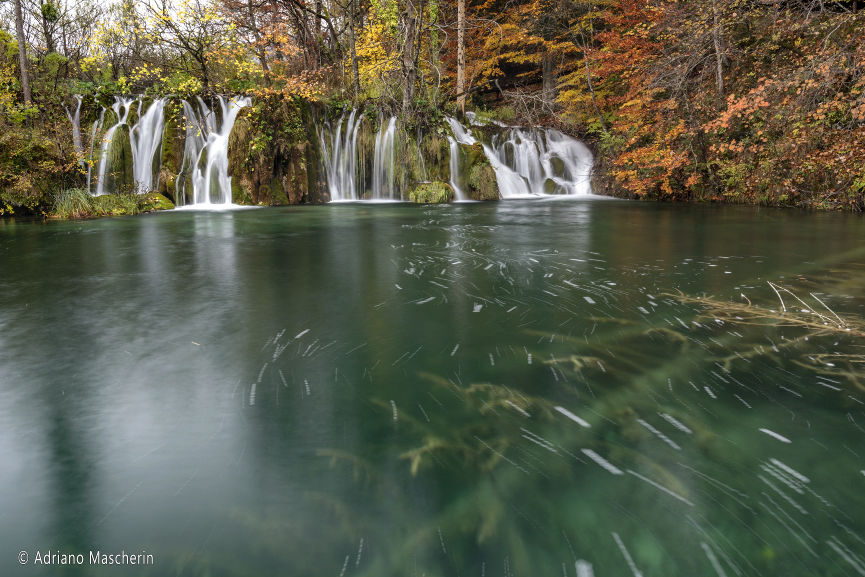 Cascata sul lago Gradinsko - Waterfalls on the Gradinsko lake