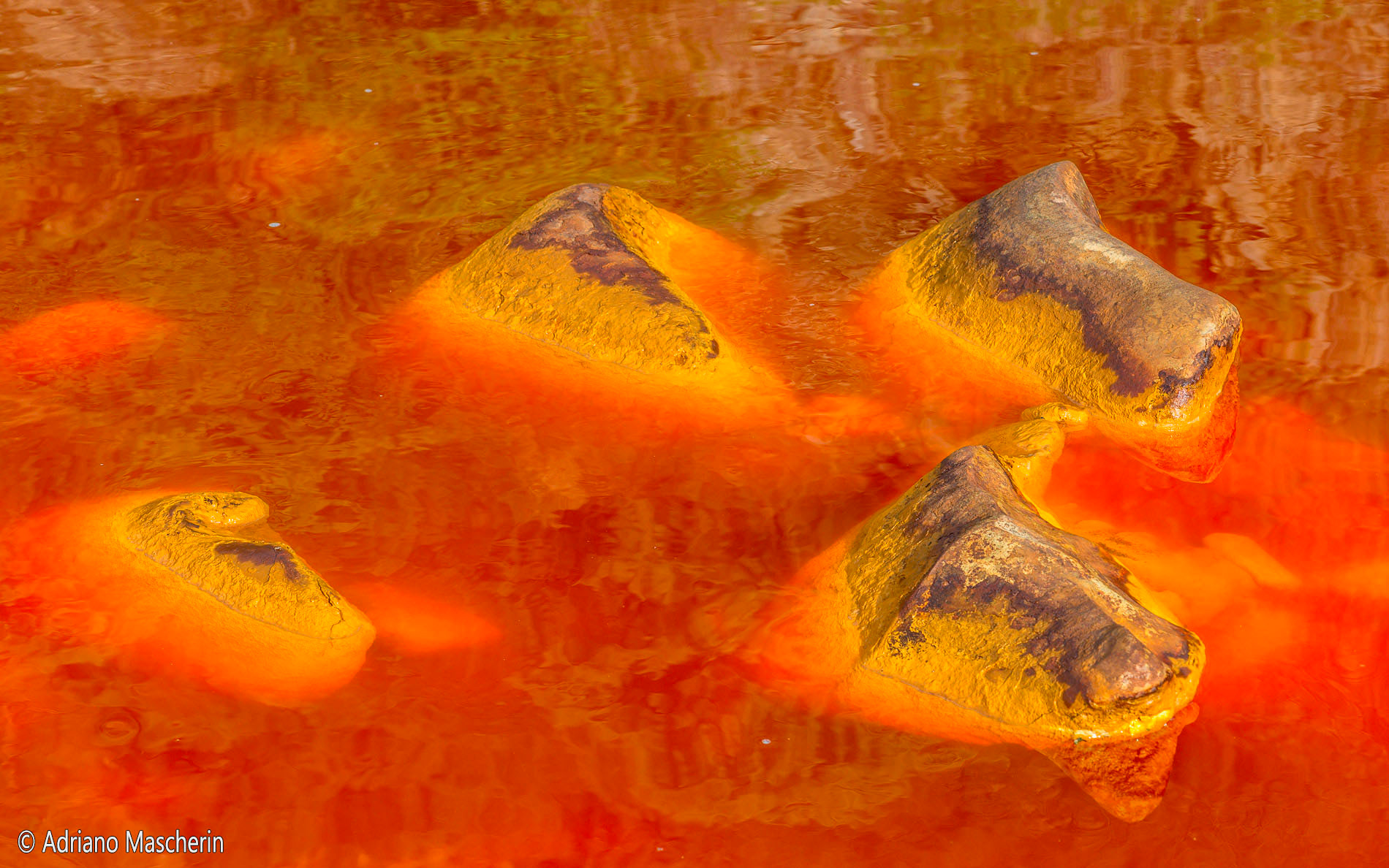 Berrocal bridge rocks - Rio Tinto