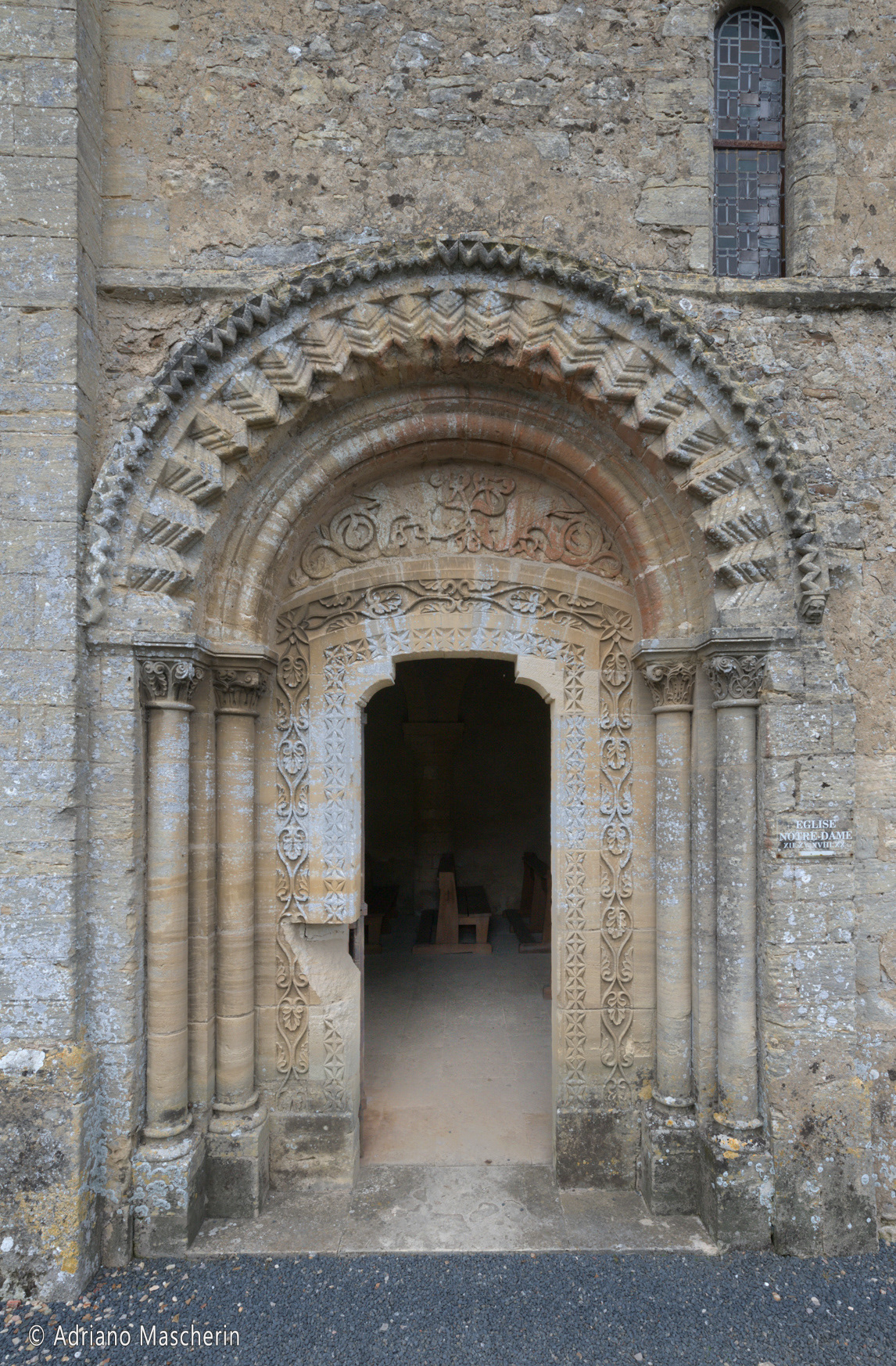 Colleville sur Mer - Eglise N.D. De Colleville sur Mer