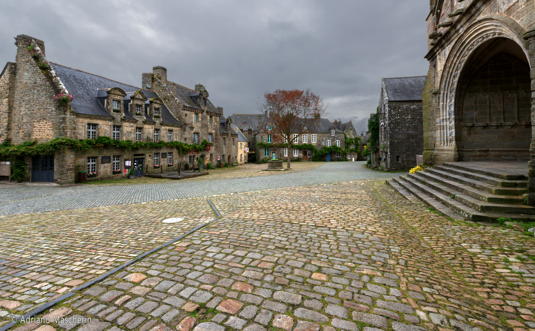 Locronan - Piazza della chiesa - Church square