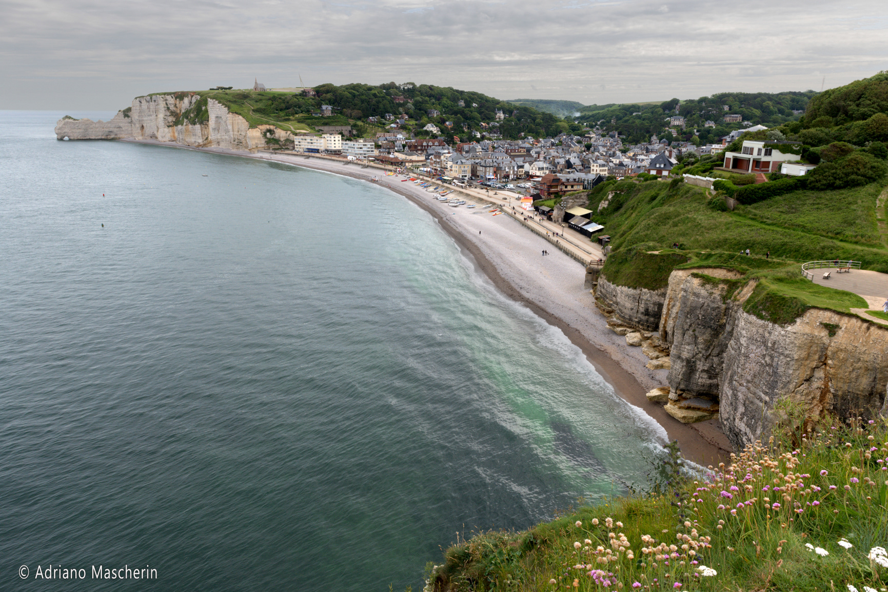 Etretat dalla falesia d'Aval