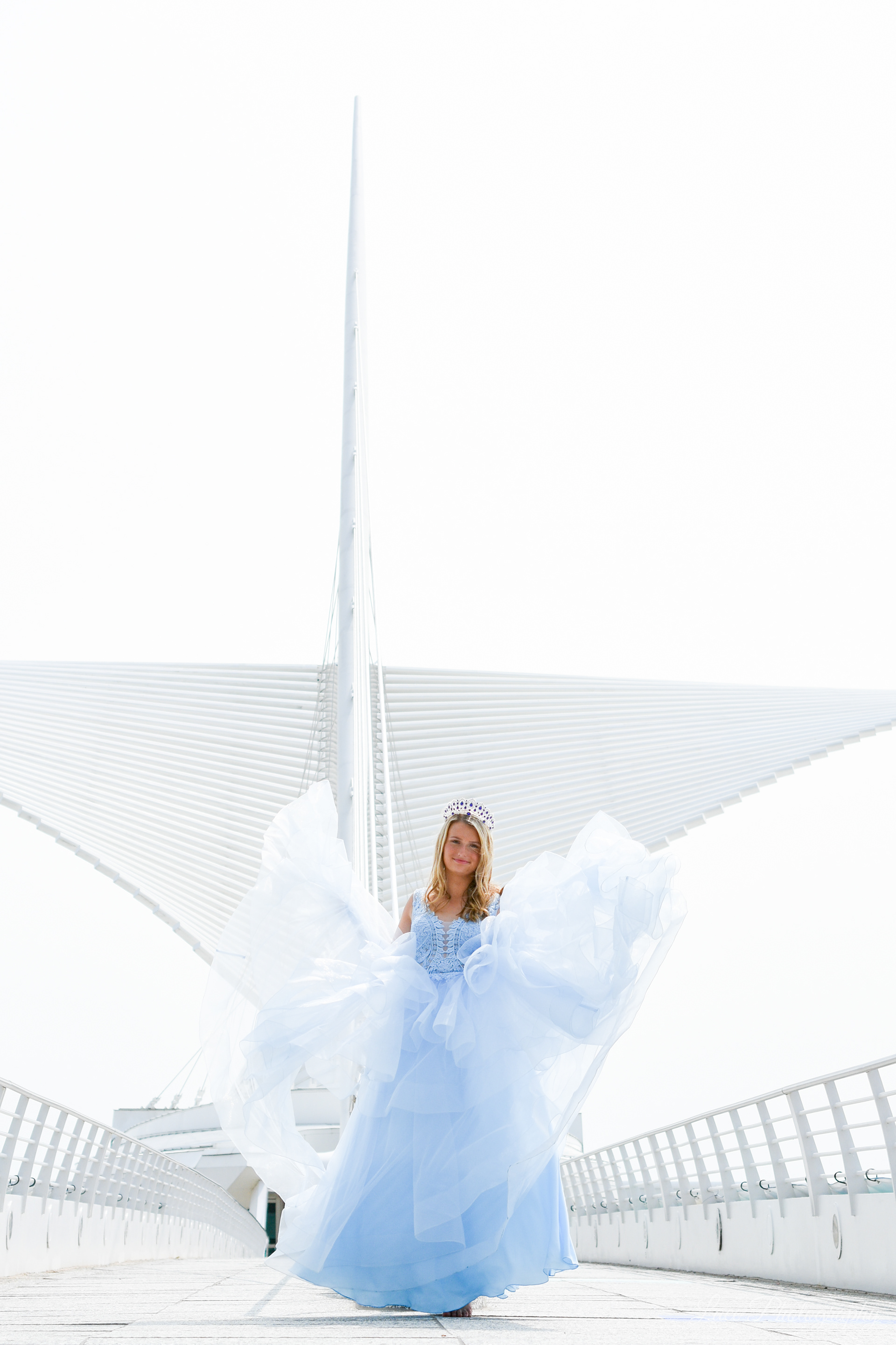 Milwaukee Art Museum Prom Photo
