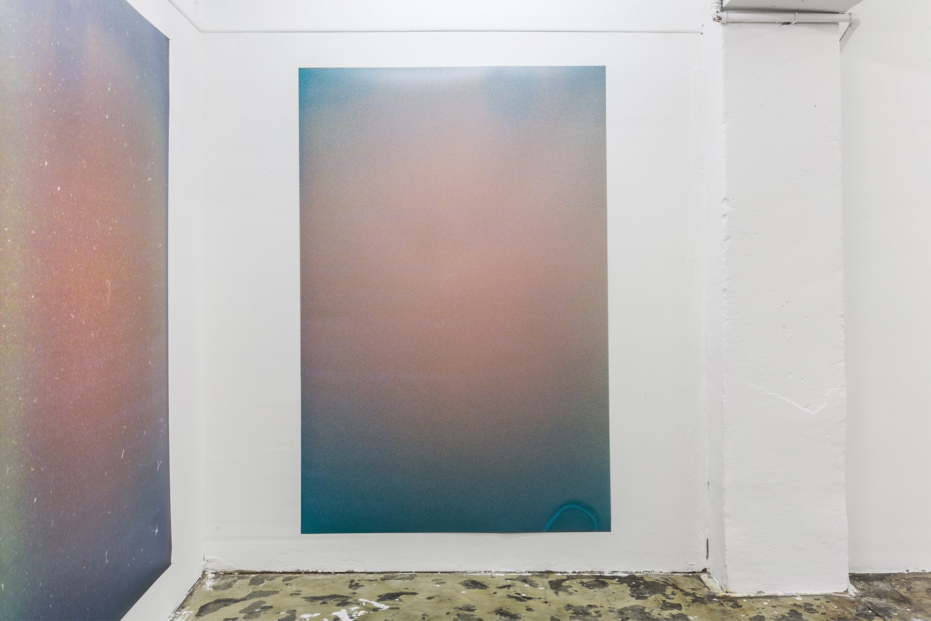 pohled do instalace na samostatné výstavě Visual Ambient, 123 Gallery Petrohradská, 2019 foto: archiv_petrohradska kolektiv