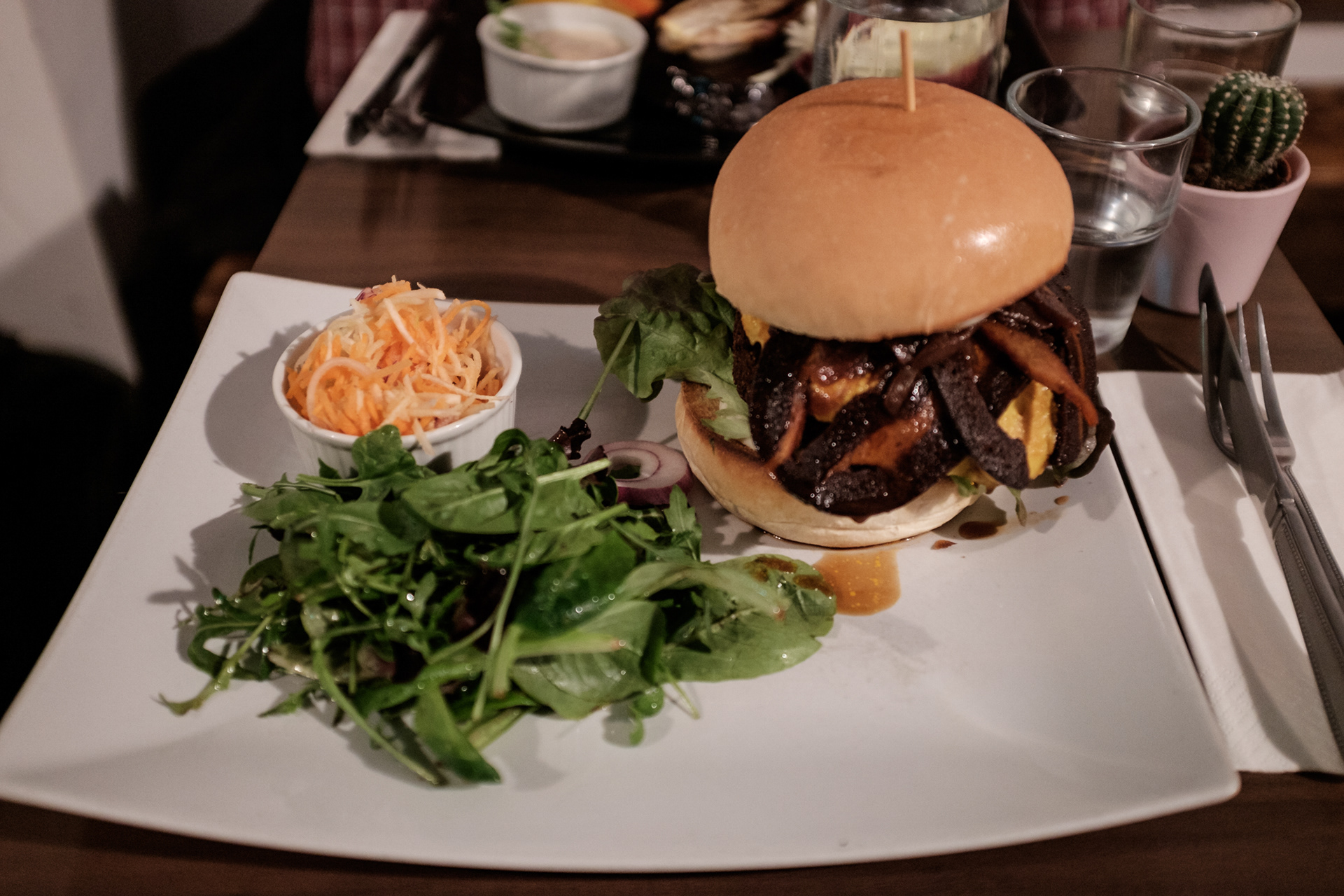 Nejlepší jídlo v Dublinu – Sova Vegan Butcher