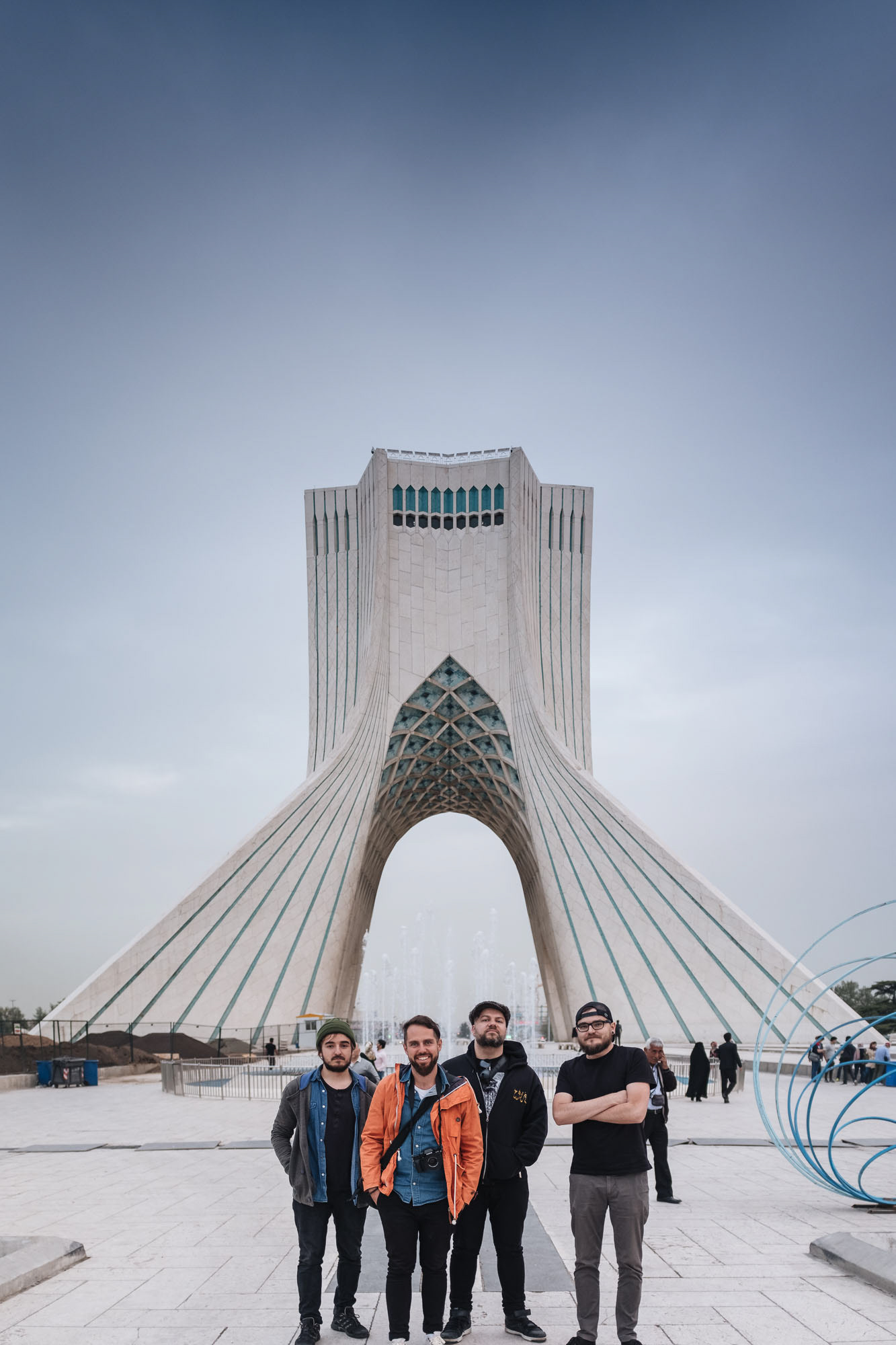 Azadi Tower - věž postavená v roce 1971 k oslavám 2500 let od vzniku Perské říše