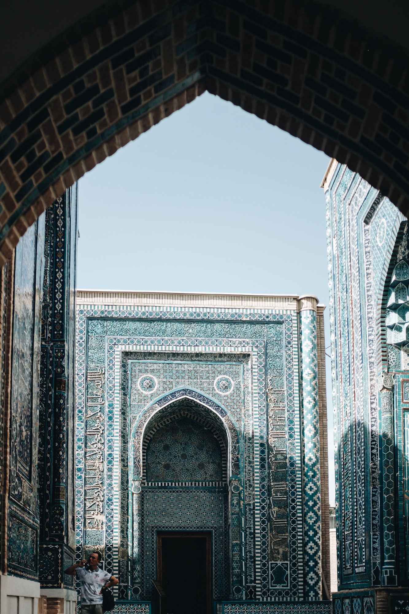 Mausoleum of Kusam Ibn Abbas - Kusám ibn-Abbás byl bratranec proroka Mohameda, údajně přinesl v 7. st. islám do střední Asie, jméno Šáhi Zinda znamená "hrobka živého krále" a vztahuje se k této původní a nejposvátnější svatyni