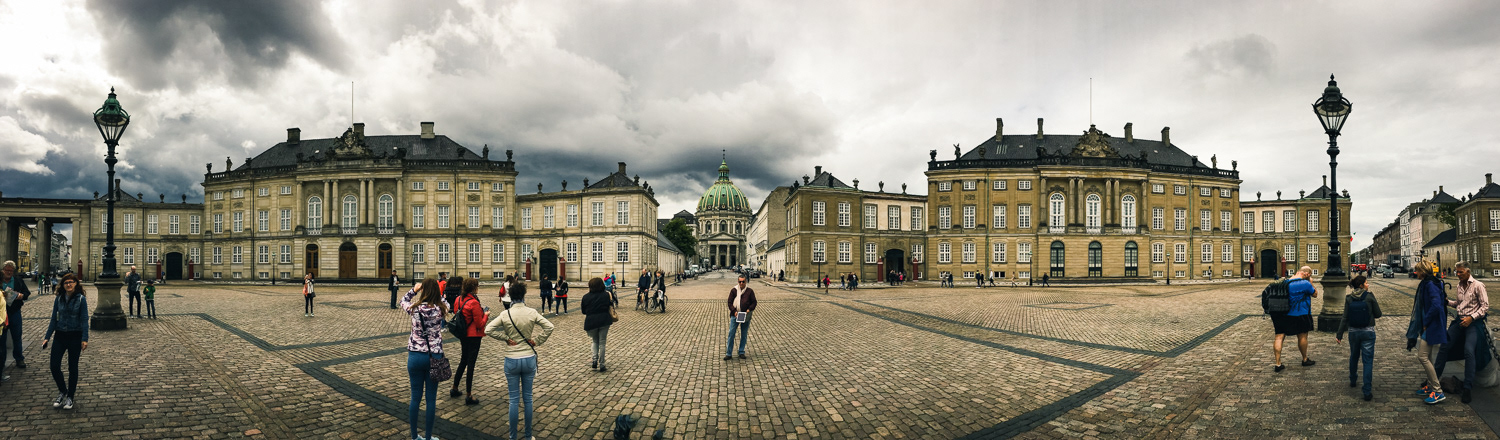 Amalienborg - královský palác