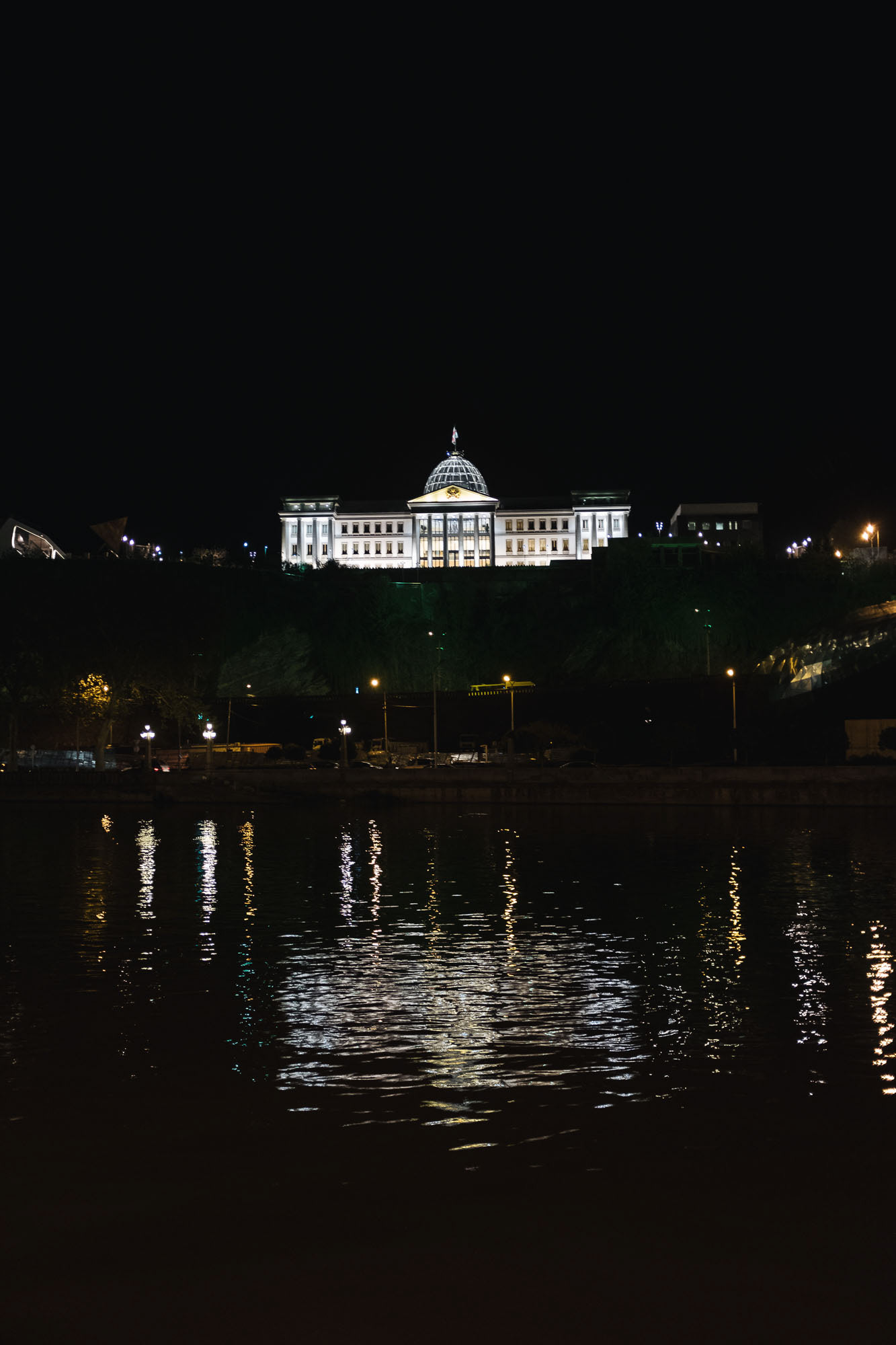 Sídlo prezidenta (podobnost s Reichstagem není náhodná)