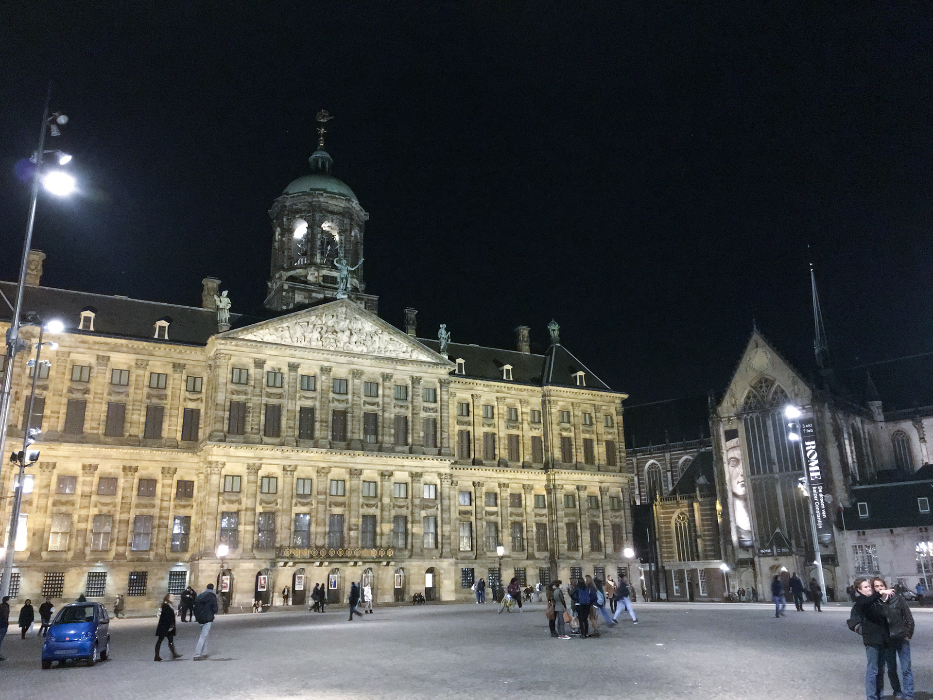 Koninklijk paleis (Královskej palác) v noci