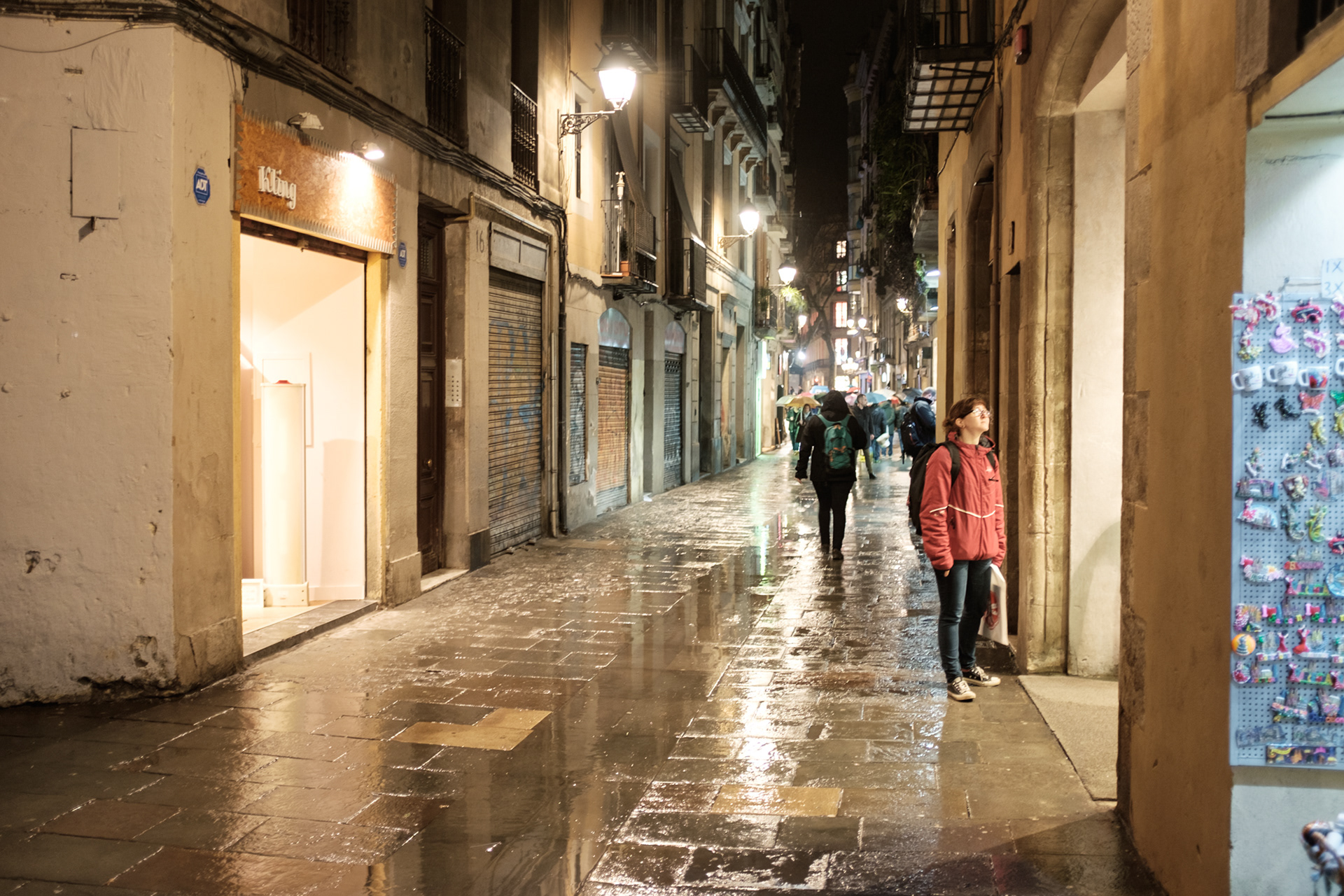 Carrer dels Tallers - ulice plná vinylshopů, skateshopů a podobně
