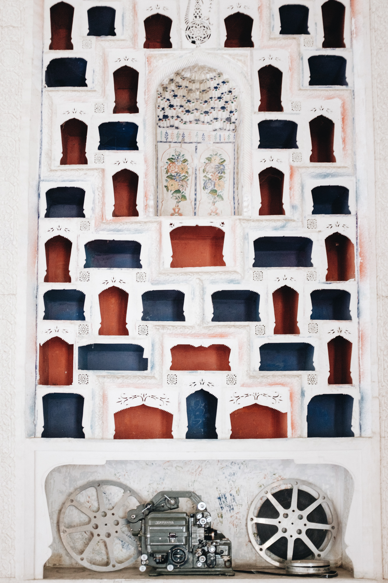 dům Fajzully Chodžajeva, jednoho z bucharských politiků, který spolu s bolševiky zosnoval spiknutí proti emírovi, za to se stal prezidentem Bucharské lidové republiky, předsedou v Radě lidových komisařů Uzbecké SSR a nakonec byl zlikvidován Stalinem 