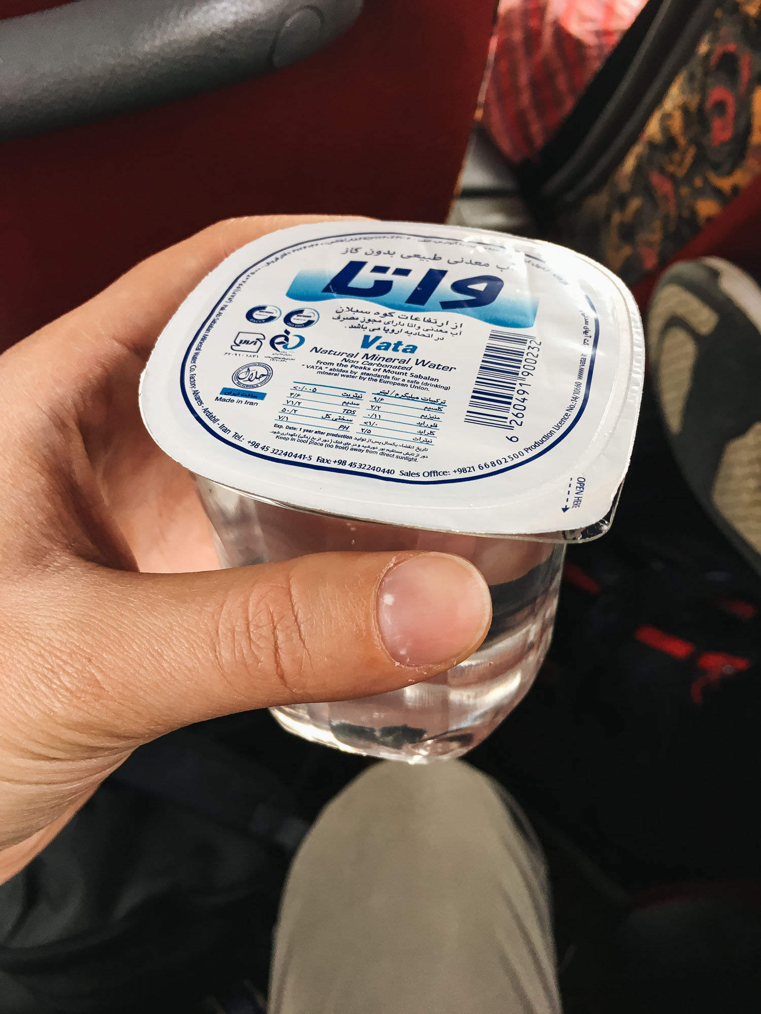 Vata v autobuse cestou do Širazu