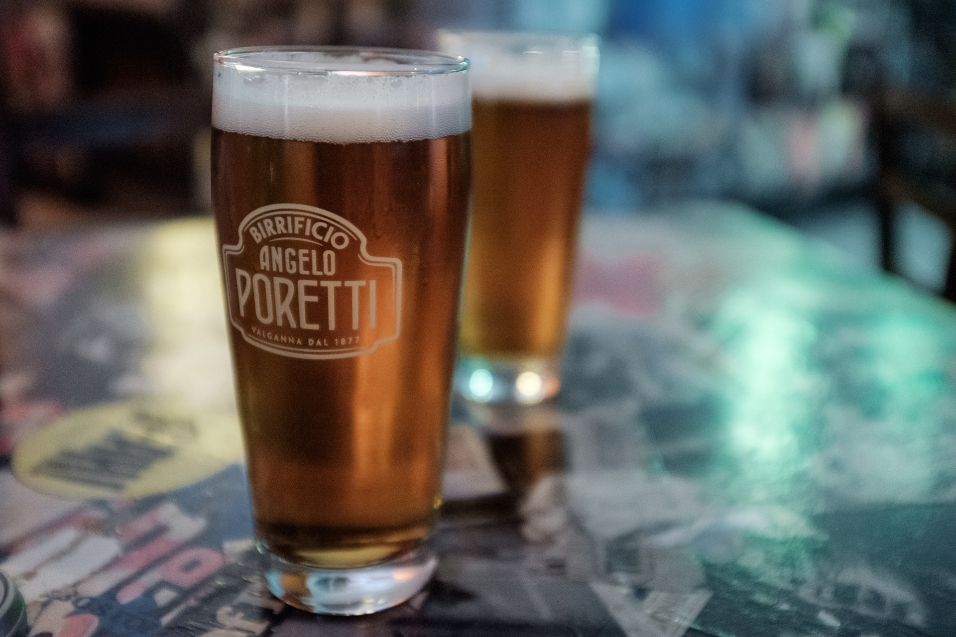 Yeah Pigneto Musicadischicaffe - bar s gramofonem a spoustou desek a knížek