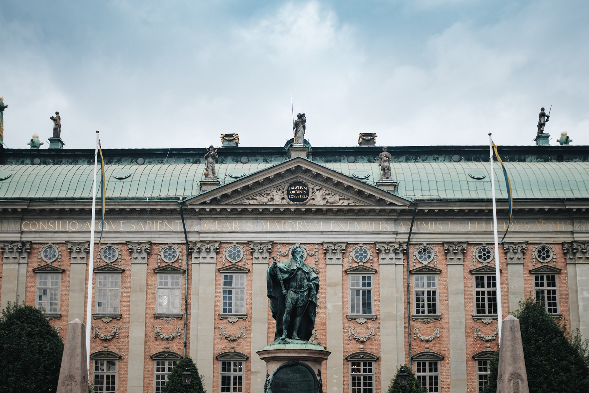 Nejkrásnější (údajně?) stavba ve Stockholmu, interiér je zdobený 2326 erby všech švédských šlechtických rodů