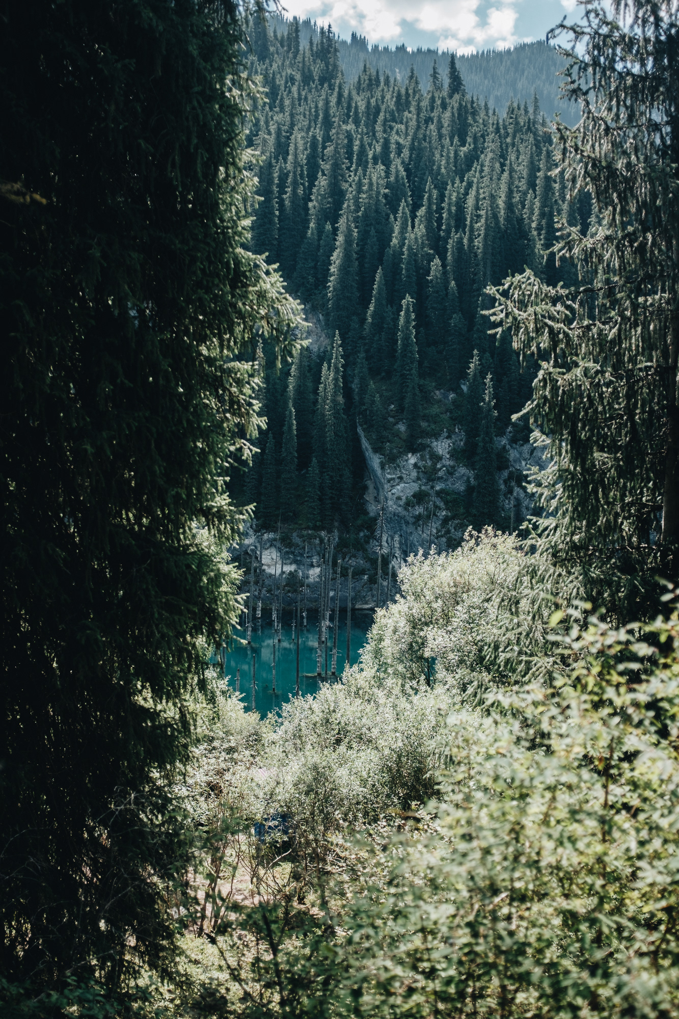 озеро Каинды (jezero Kaindy)