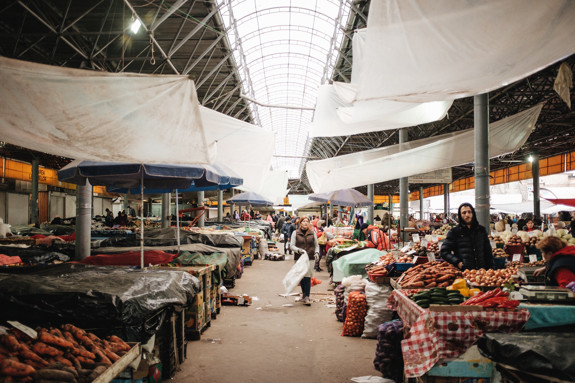 Piata Centrala – hlavní trh
