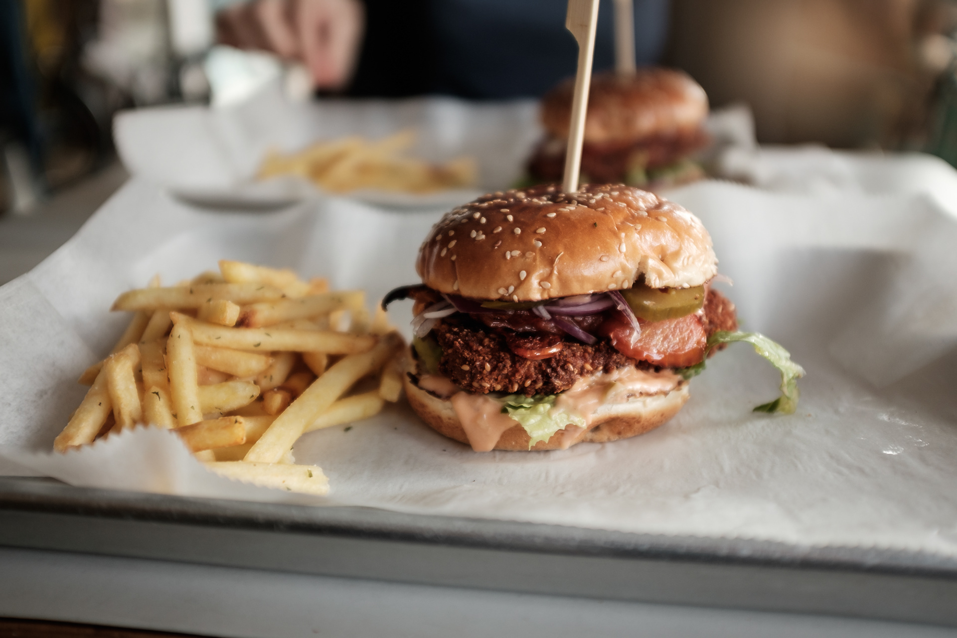 Vegan schnitzel burger