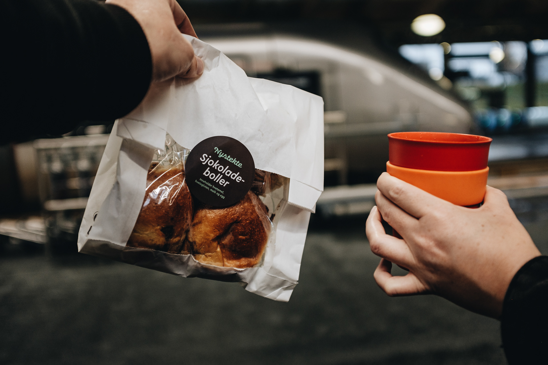 Boller (typické norské bochánky) a kafe