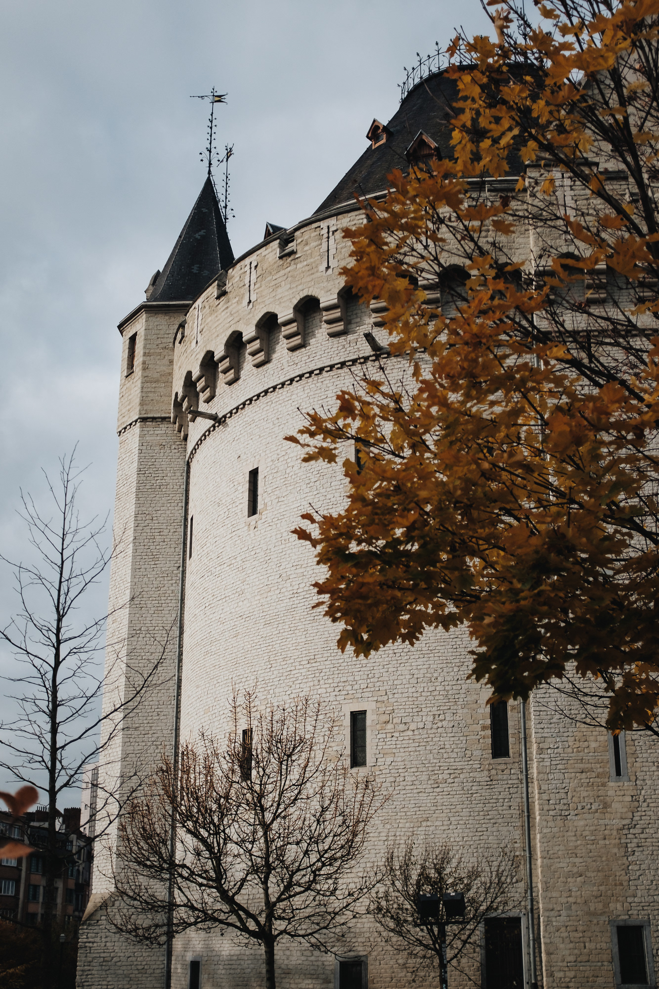 věž ze 14. st., jediný pozůstatek druhé obvodově hradby kolem města