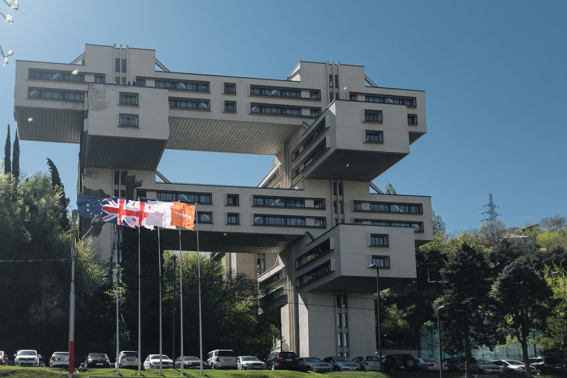 Kdysi sídlo ministerstva dálnic, dnes ústředí Banky Gruzie