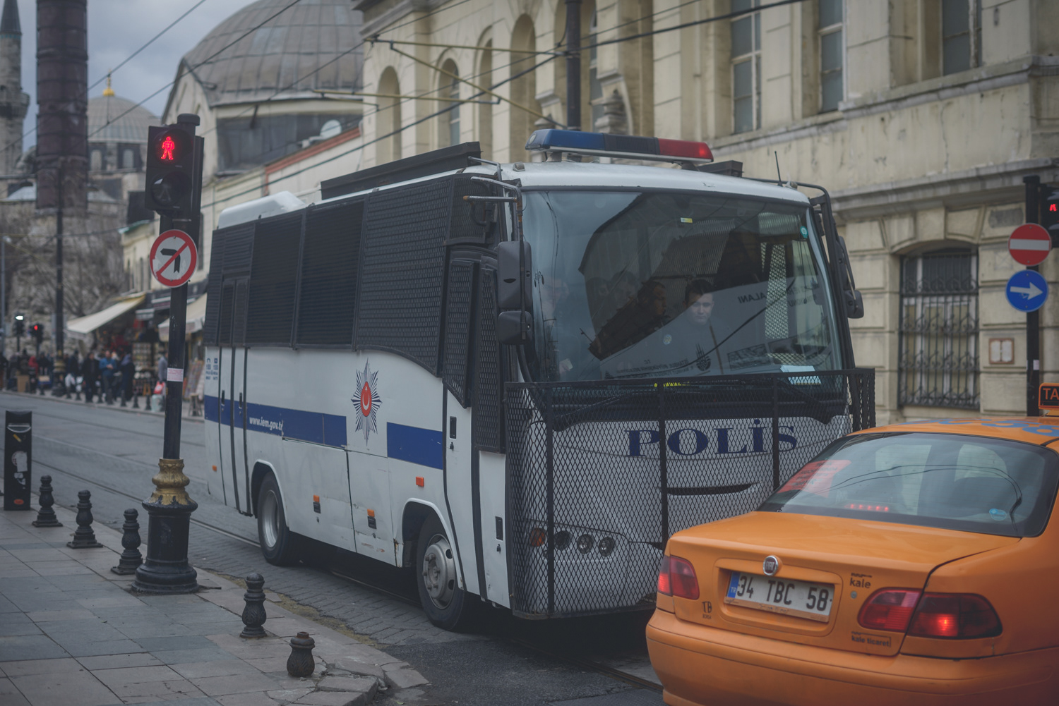 Poliš